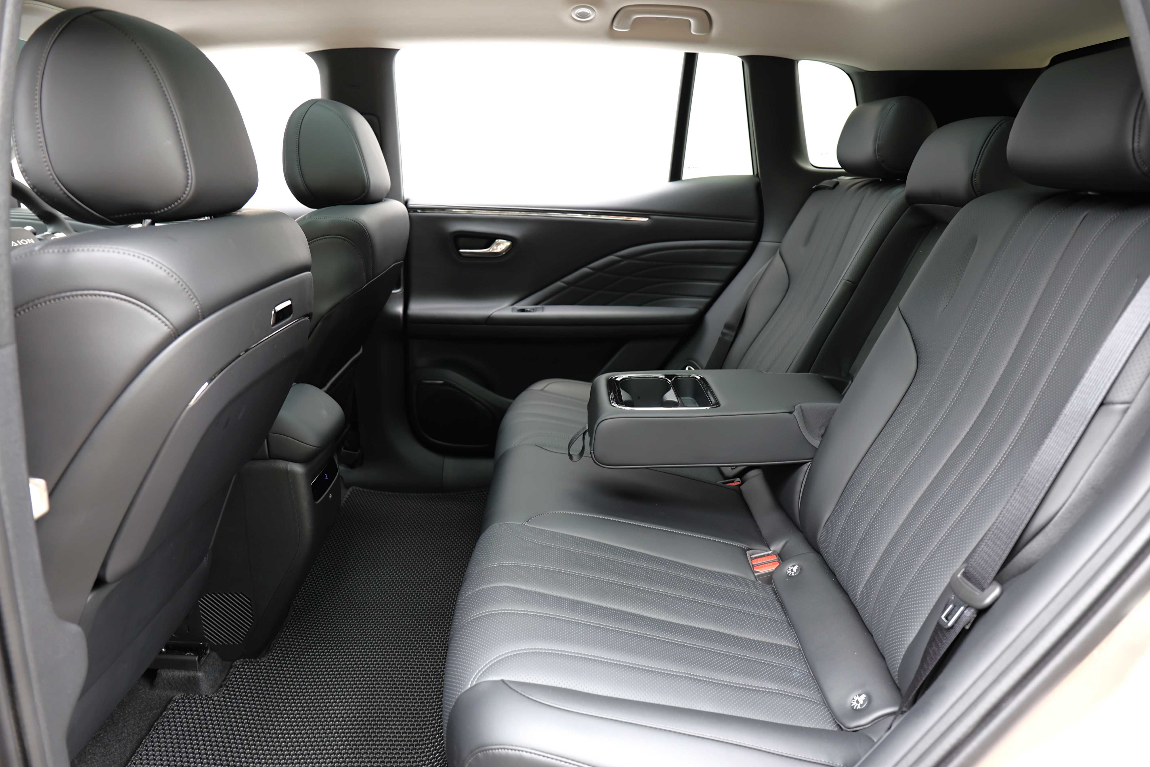 Editors%2 Fimages%2 F1766562087013 Eos 2845 Fotor