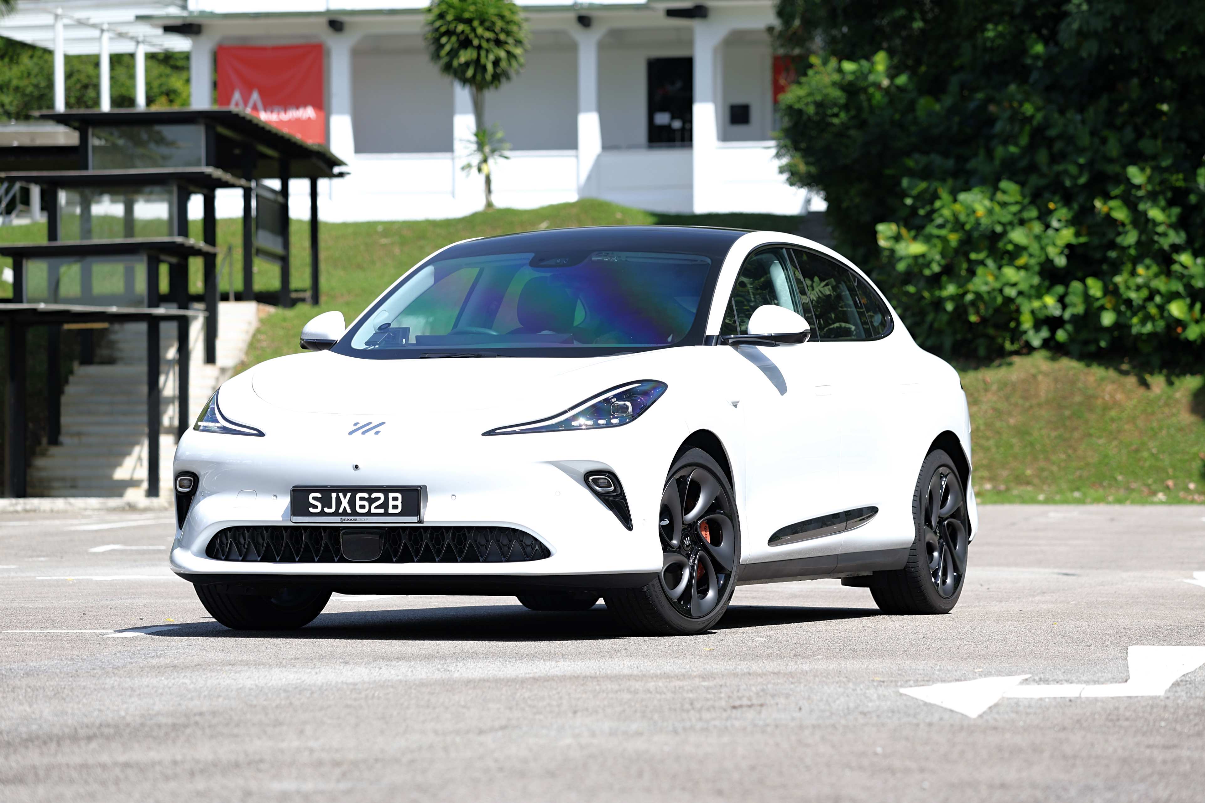 Editors%2 Fimages%2 F1766906382199 Mreview Im Motors Im6 Performance Gizmos And Gadgets Galore Featured