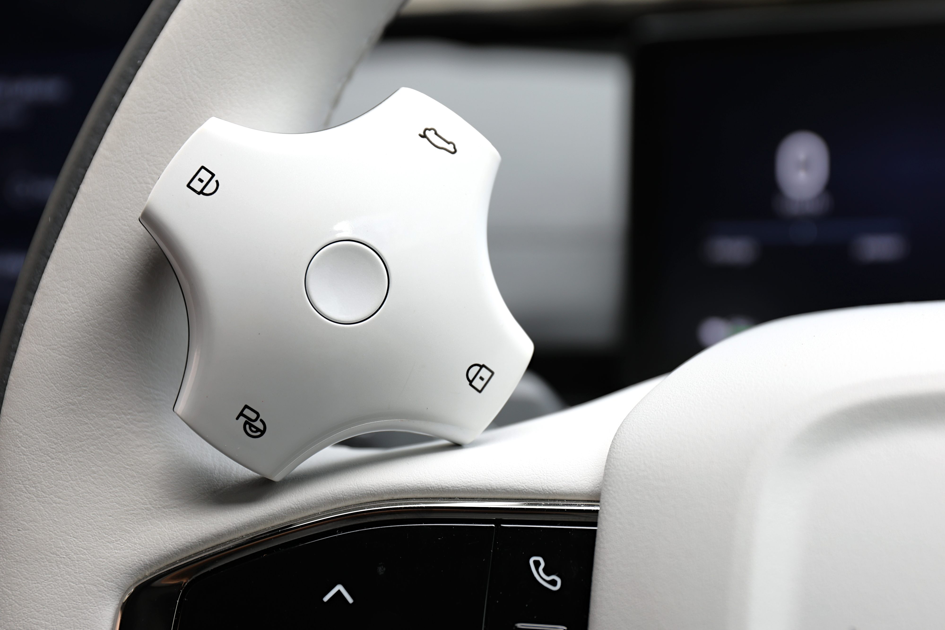 Editors%2 Fimages%2 F1766917797520 Eos 7781 Fotor