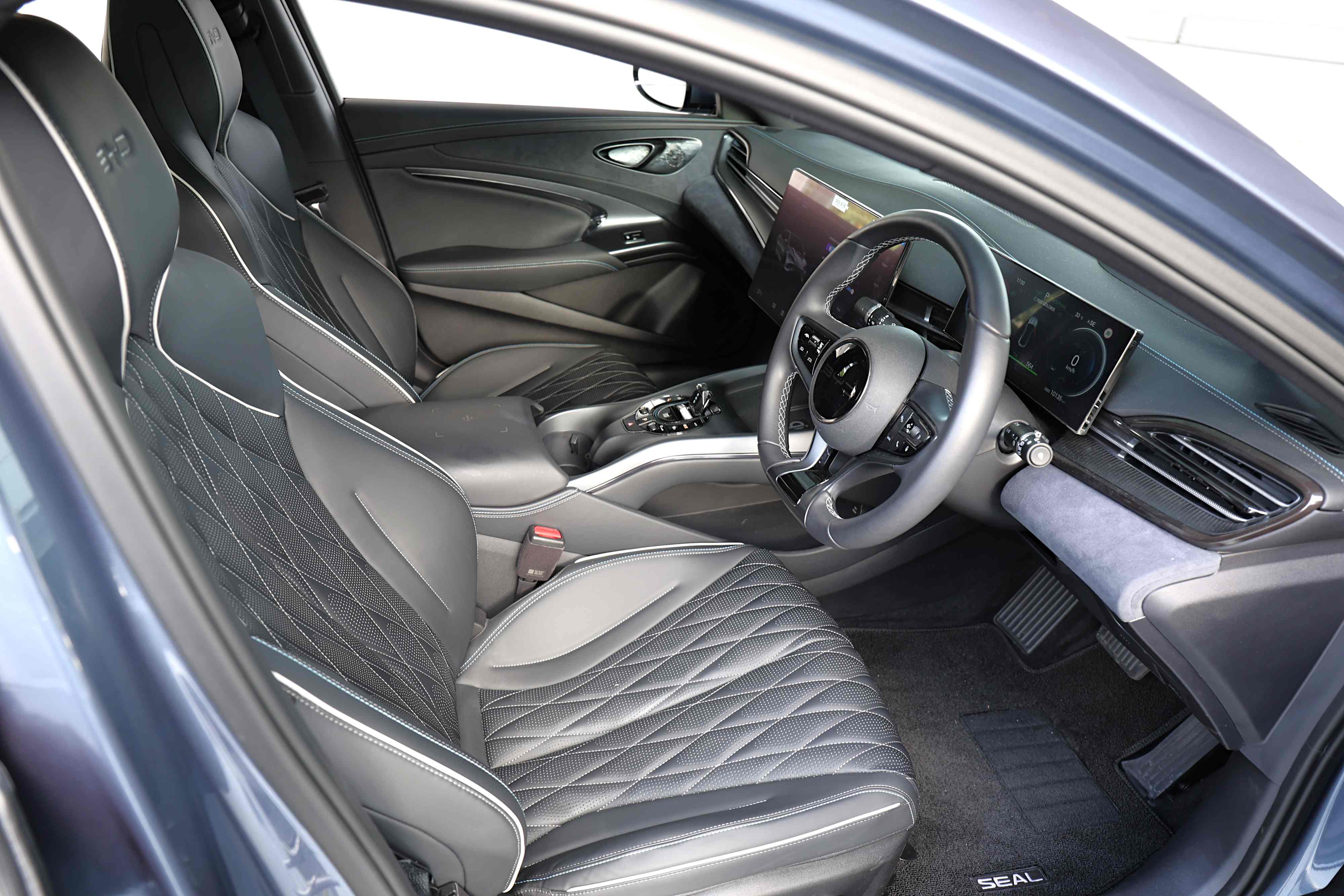 Editors%2 Fimages%2 F1767024734956 Mreview Byd Seal Premium Still Standing Strong 6