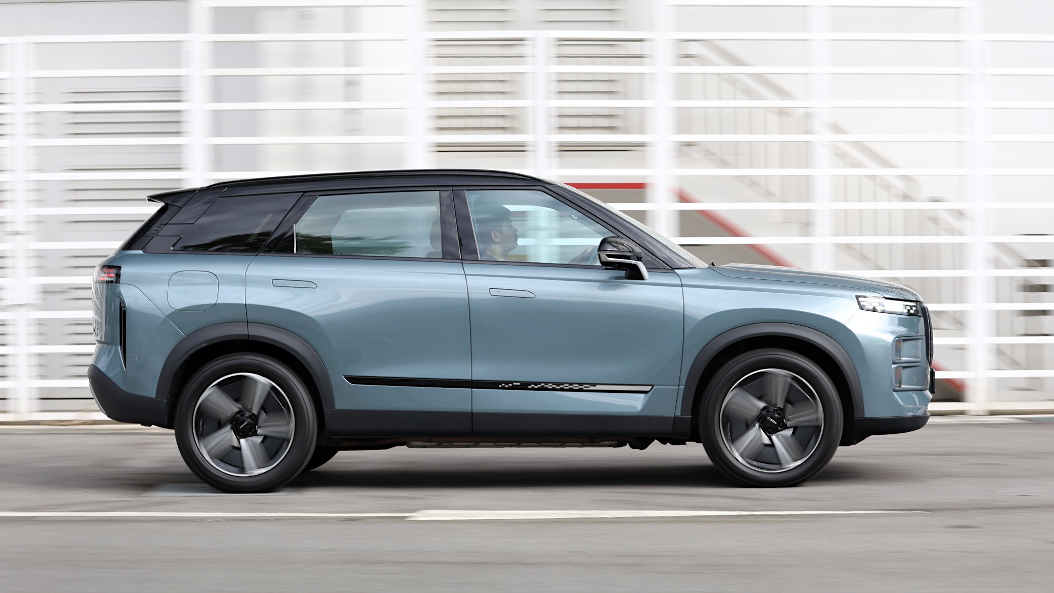 Editors%2 Fimages%2 F1767170939643 Mreview Jaecoo J7 Going The Extra Extra Mile 6