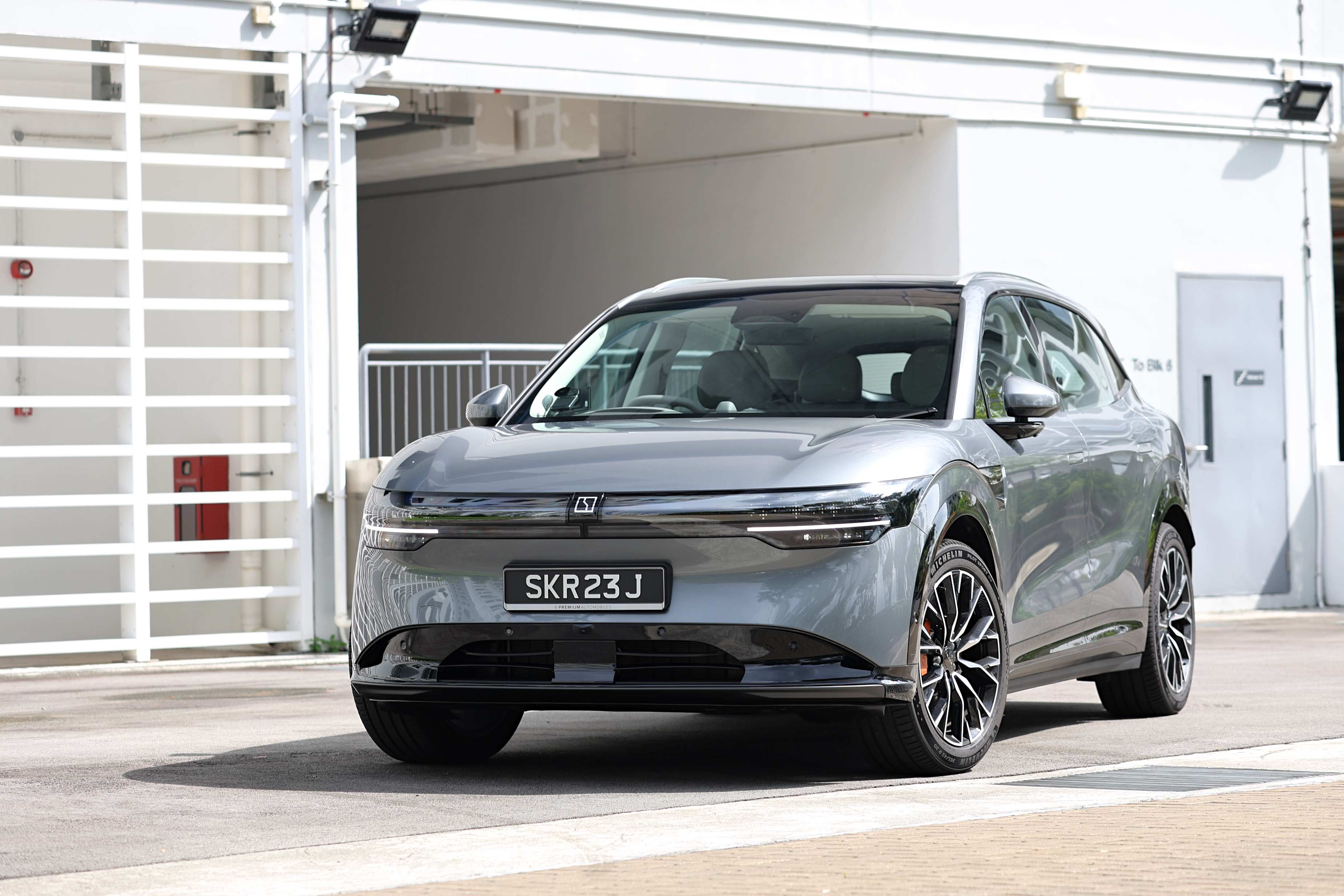 Editors%2 Fimages%2 F1767349262287 Mreview Zeekr 7x Awd Performance The Real Deal Featured