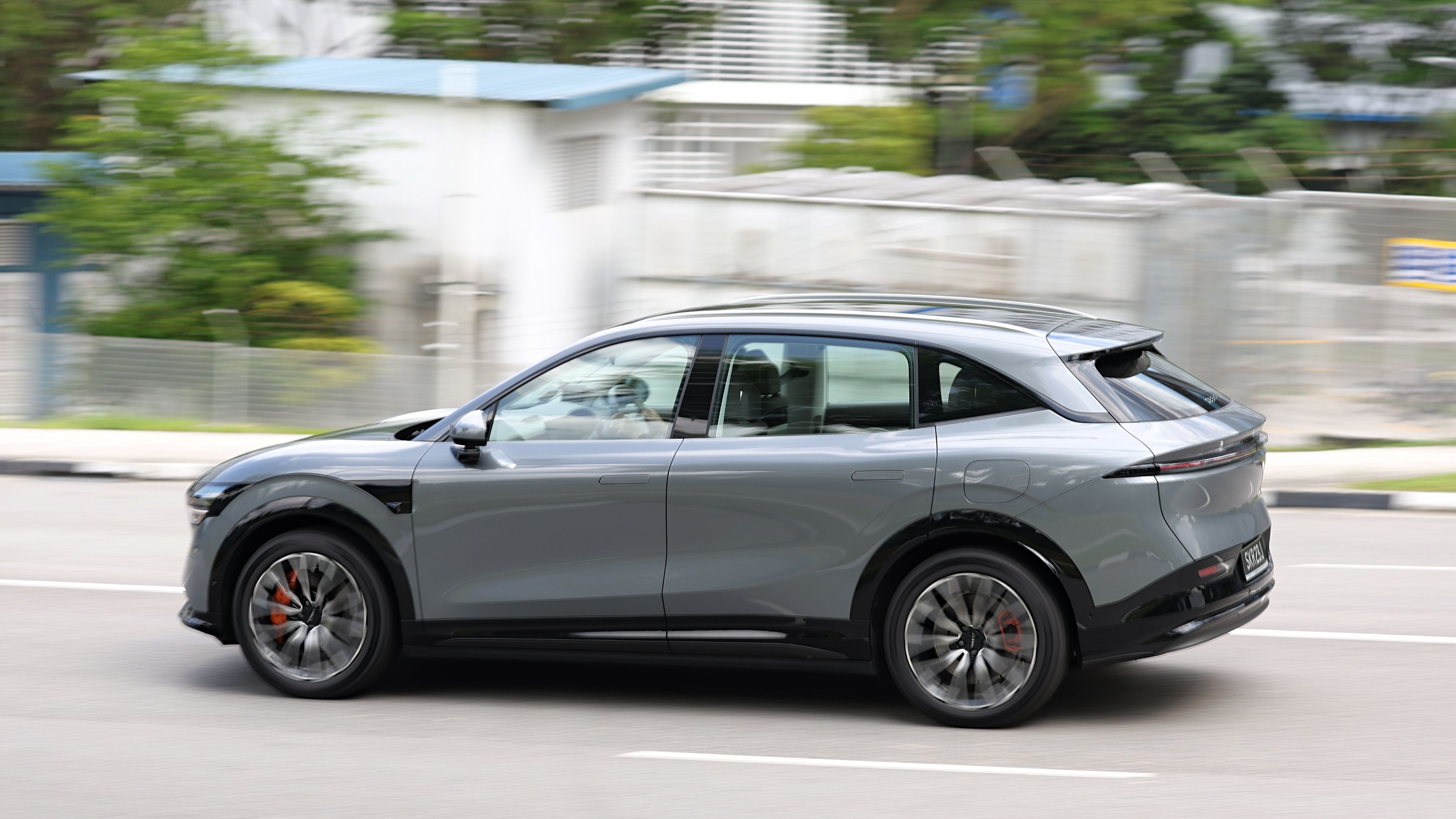 Editors%2 Fimages%2 F1767350488374 Mreview Zeekr 7x Awd Performance The Real Deal 17