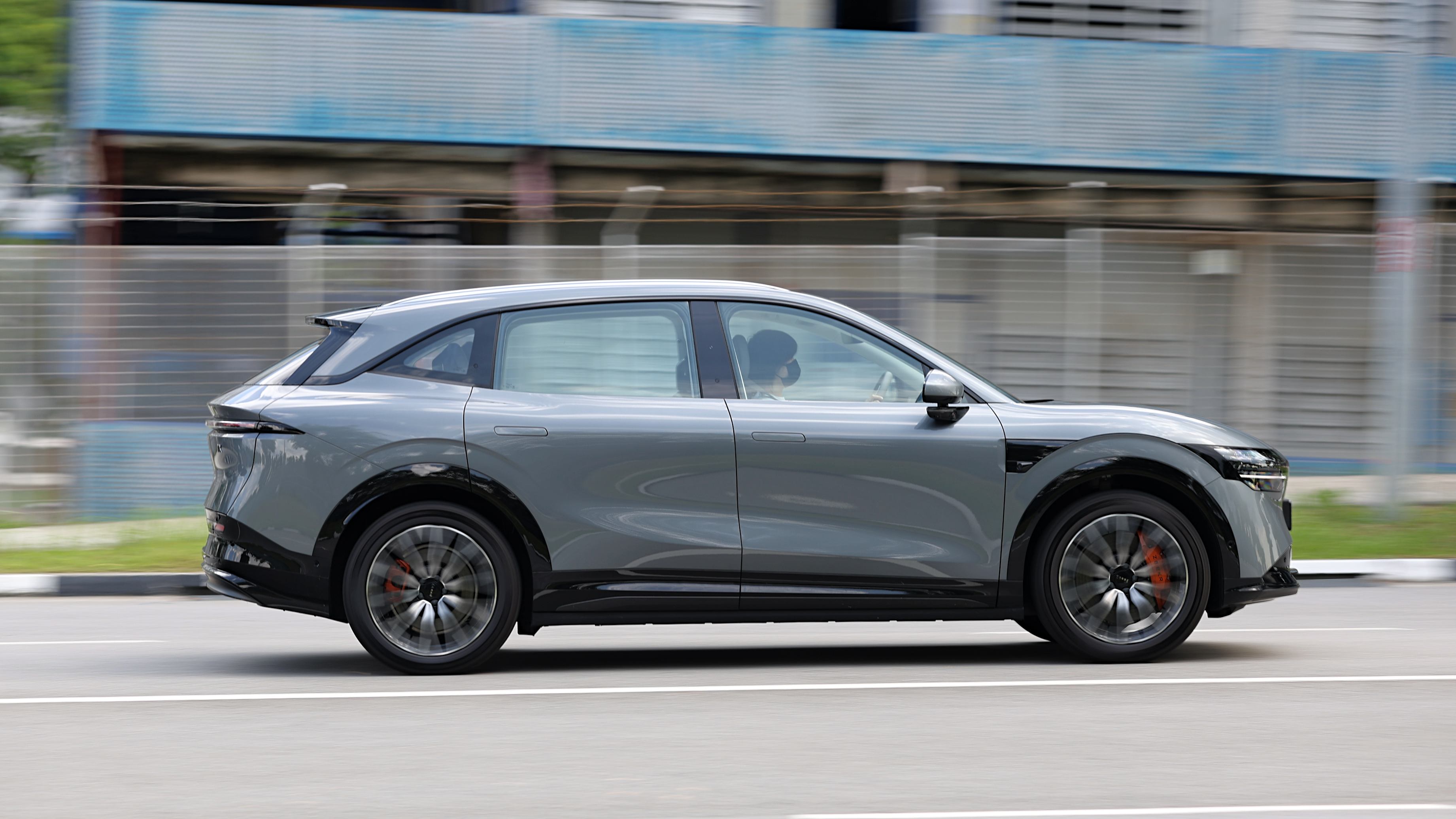 Editors%2 Fimages%2 F1767350564975 Mreview Zeekr 7x Awd Performance The Real Deal 18