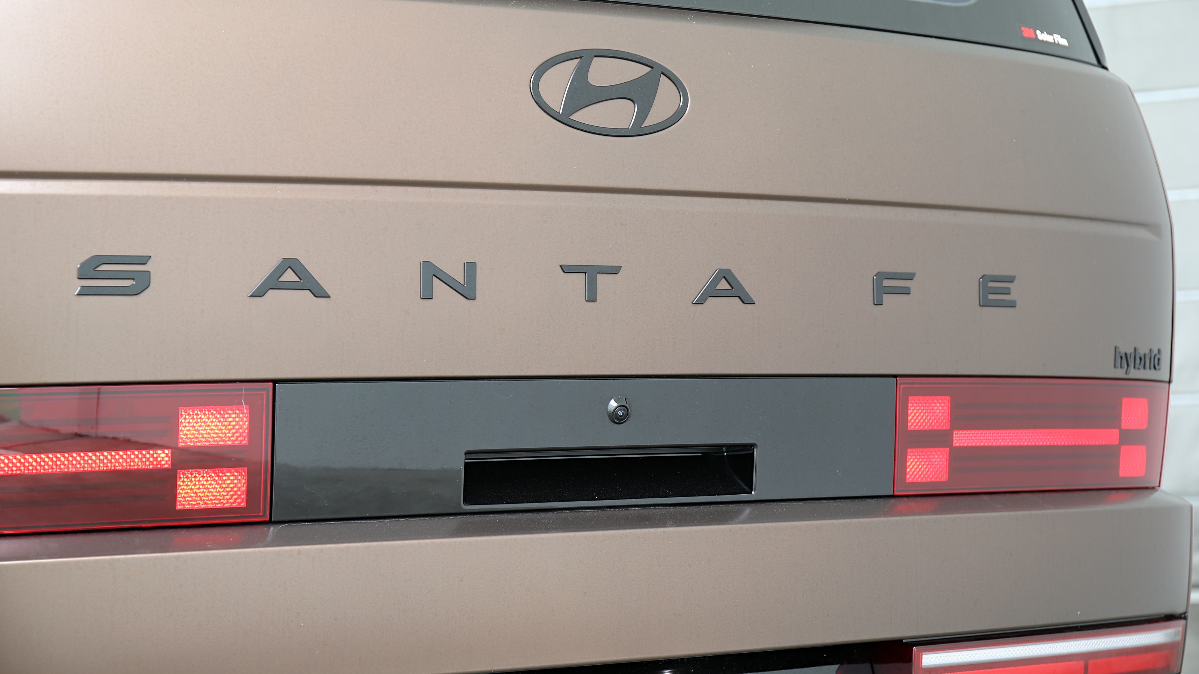 Editors%2 Fimages%2 F1767427633488 D38 V0007 Fotor