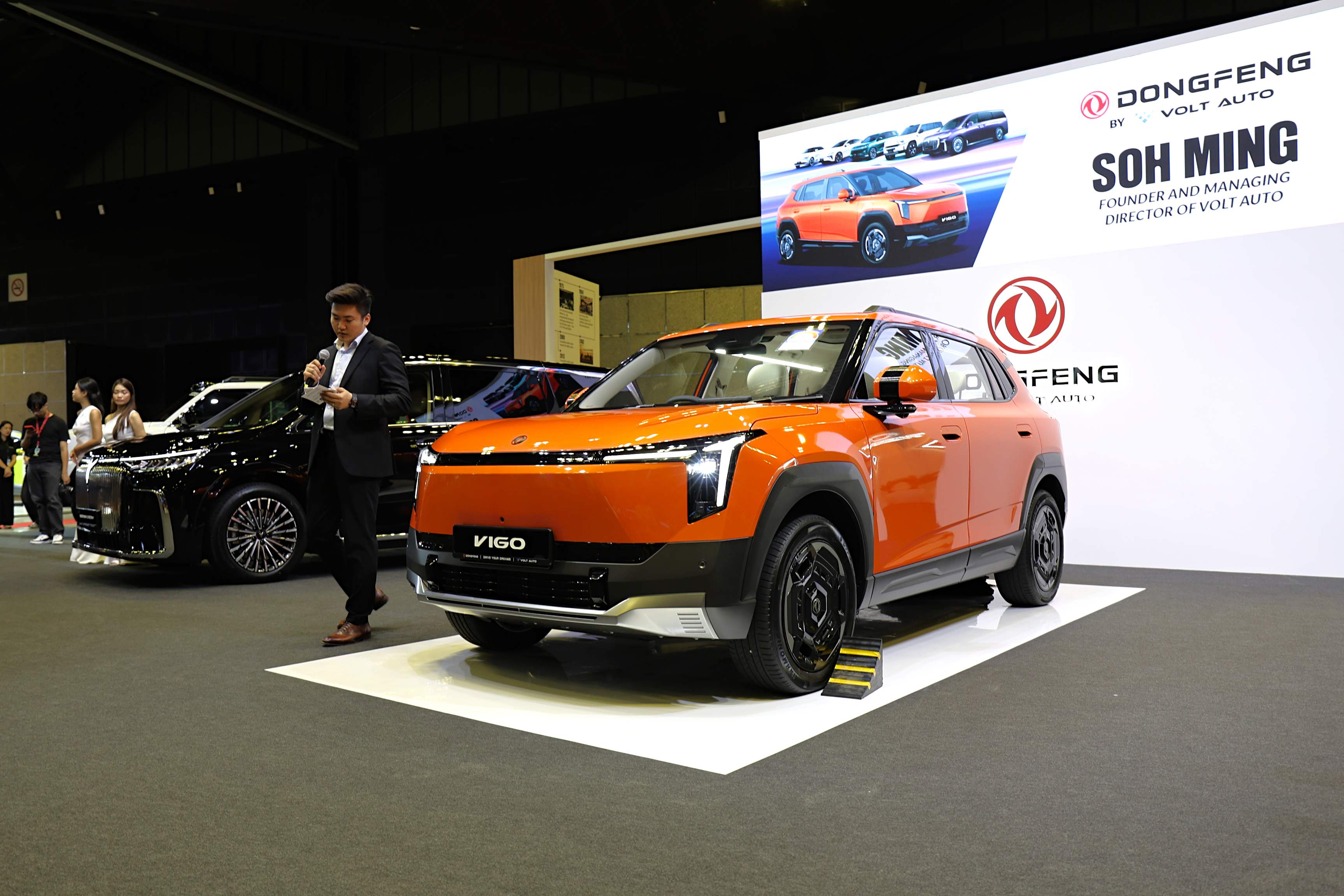 Editors%2 Fimages%2 F1768233353337 Calling+Occupants+Of+Interplanetary+Craft Fotor