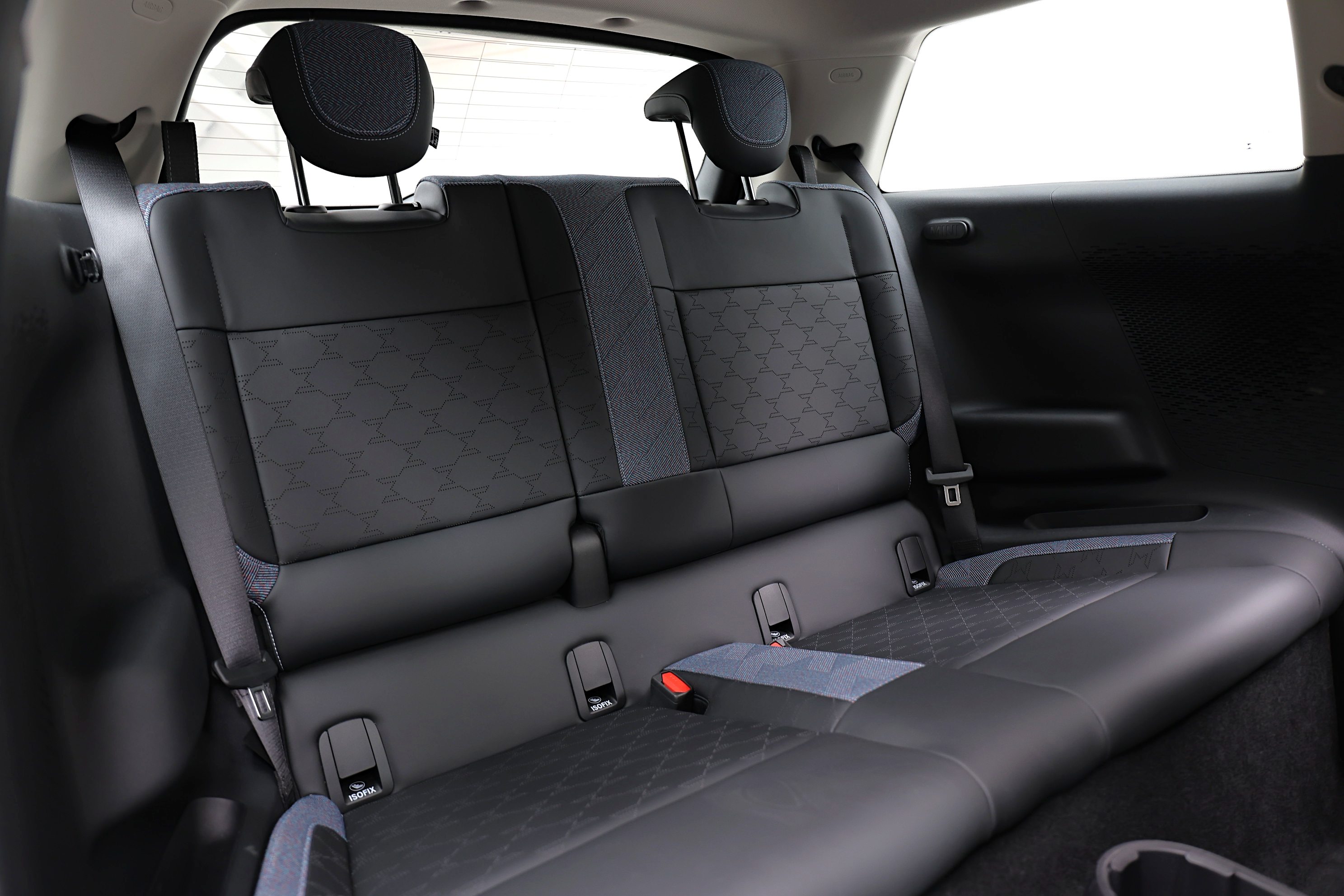 Editors%2 Fimages%2 F1768374000833 Eos 0882 Fotor