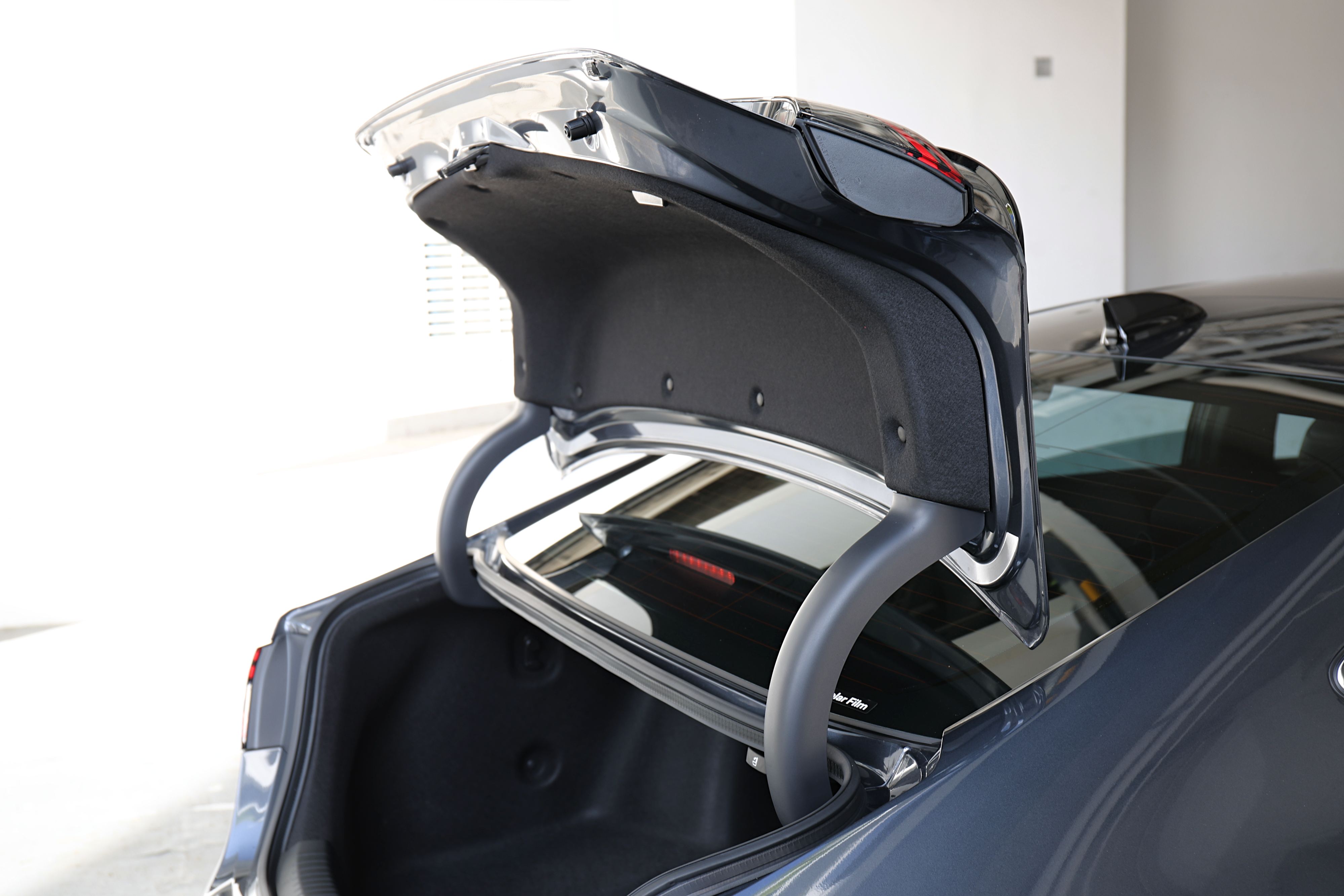 Editors%2 Fimages%2 F1769058565166 Eos 1276 Fotor