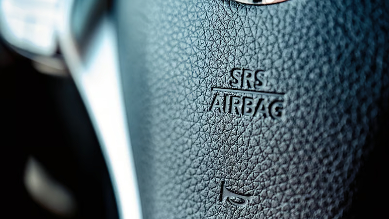 Editors%2 Fimages%2 F1773047117250 5+Awesome+Car+Gears 4