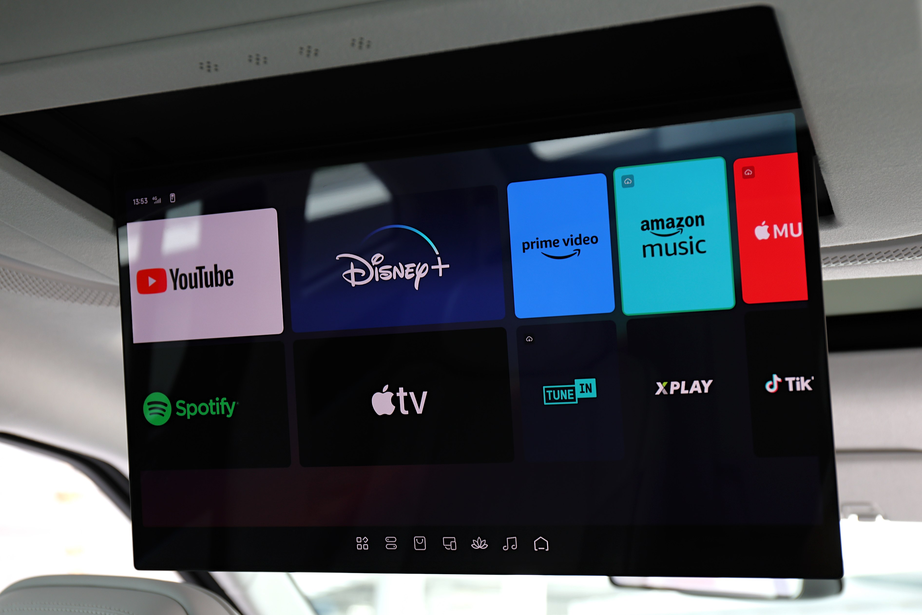 Editors%2 Fimages%2 F1775546552252 Eos 5998 Fotor