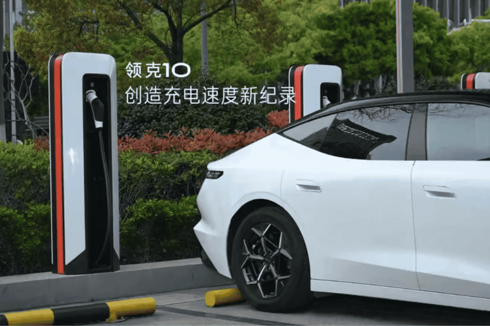Editors%2 Fimages%2 F1774945319442 Charge%2 B Deploys Over 4000 Ev Chargers Across Singapore Marking A New Milestone Feature