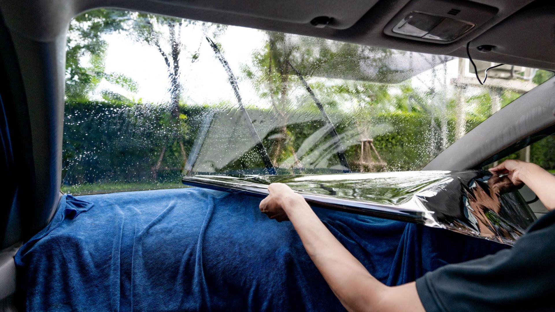 ฟิล์ม-กรอง-แสง-รถ-ยนต์