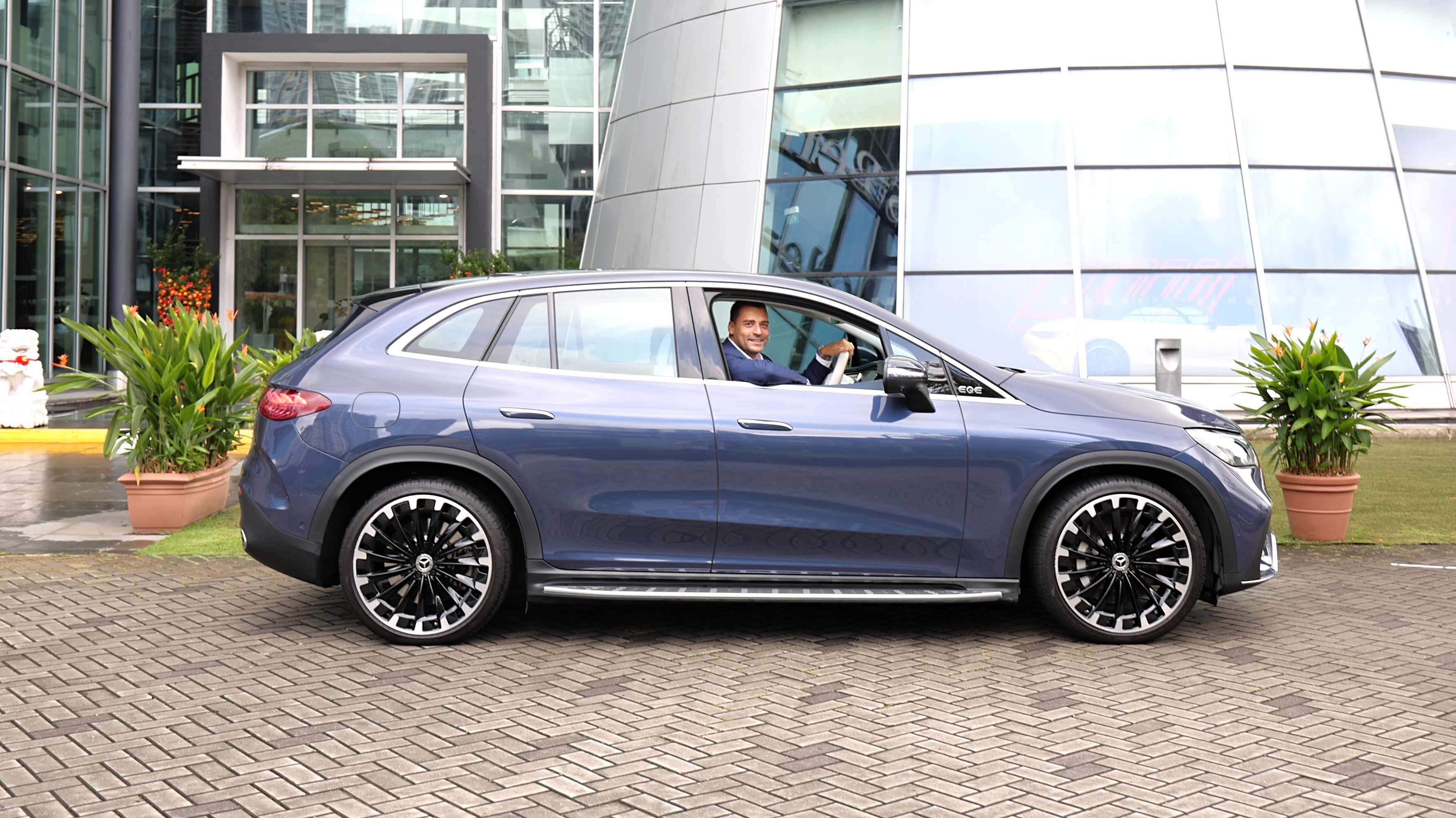 Editors%2 Fimages%2 F1776688512841 Fellow+Motorist+Marcel+Luis+Mustelier+Perez+ +Pic1