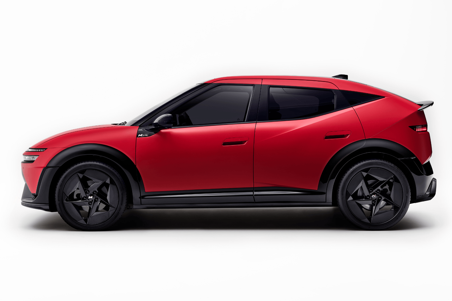 Editors%2 Fimages%2 F1775021048257 Charge%2 B Deploys Over 4000 Ev Chargers Across Singapore Marking A New Milestone 1