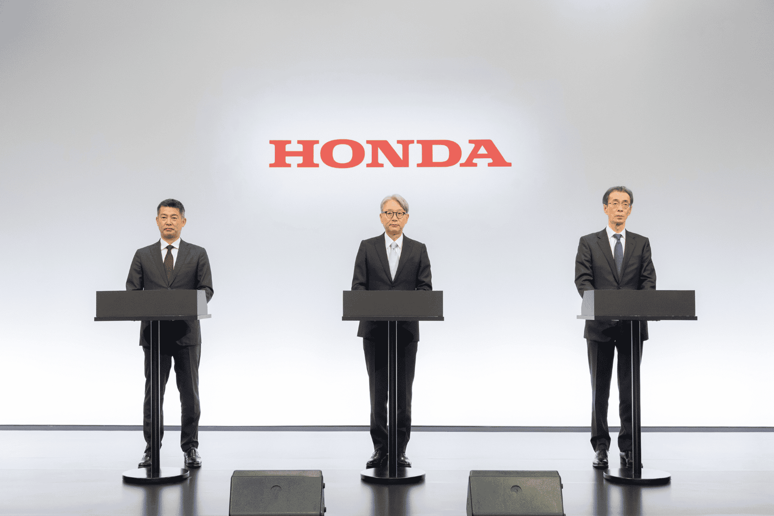 Honda CEO Toshihiro Mibe presenting the 2026 Business Briefing with Next-Gen Hybrid Prototypes
