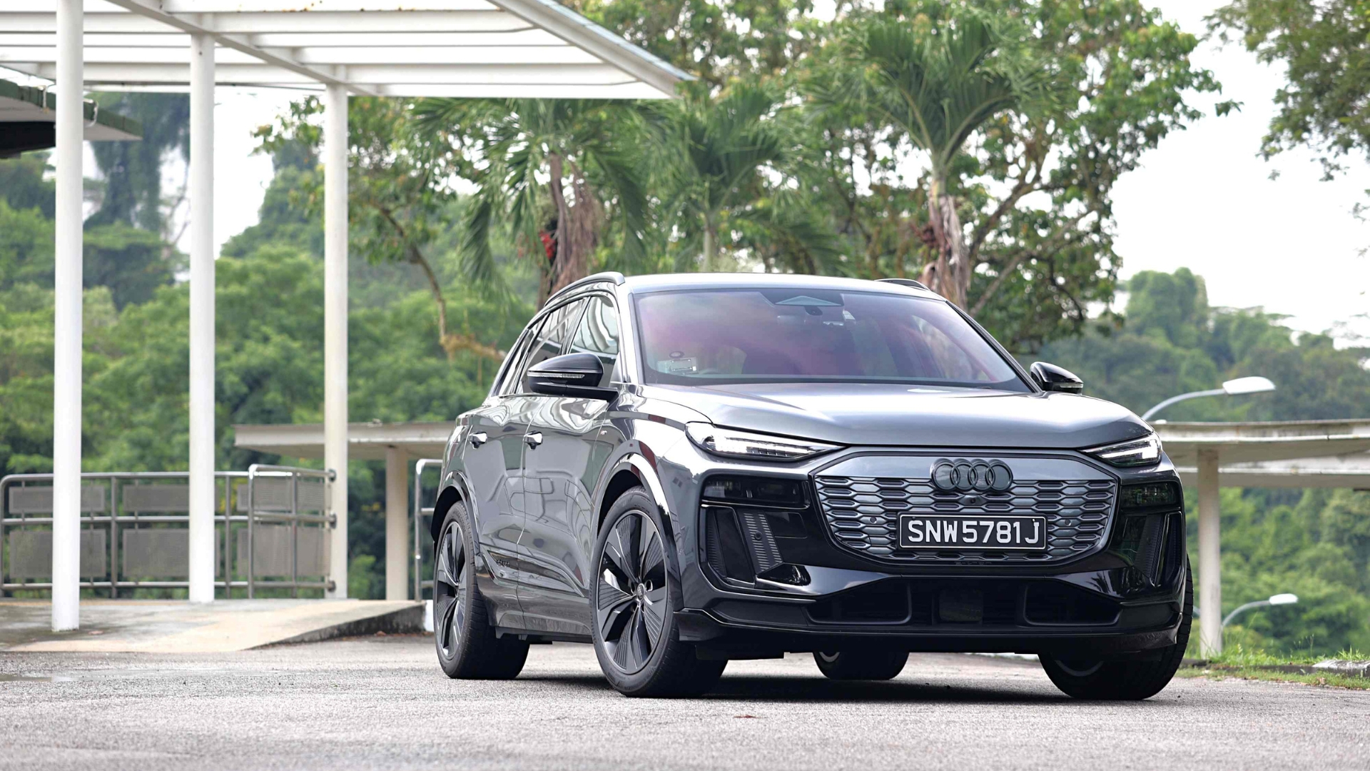 Editors%2 Fimages%2 F1780457499619 M Review+Audi+Q6+E Tron+Quattro+1
