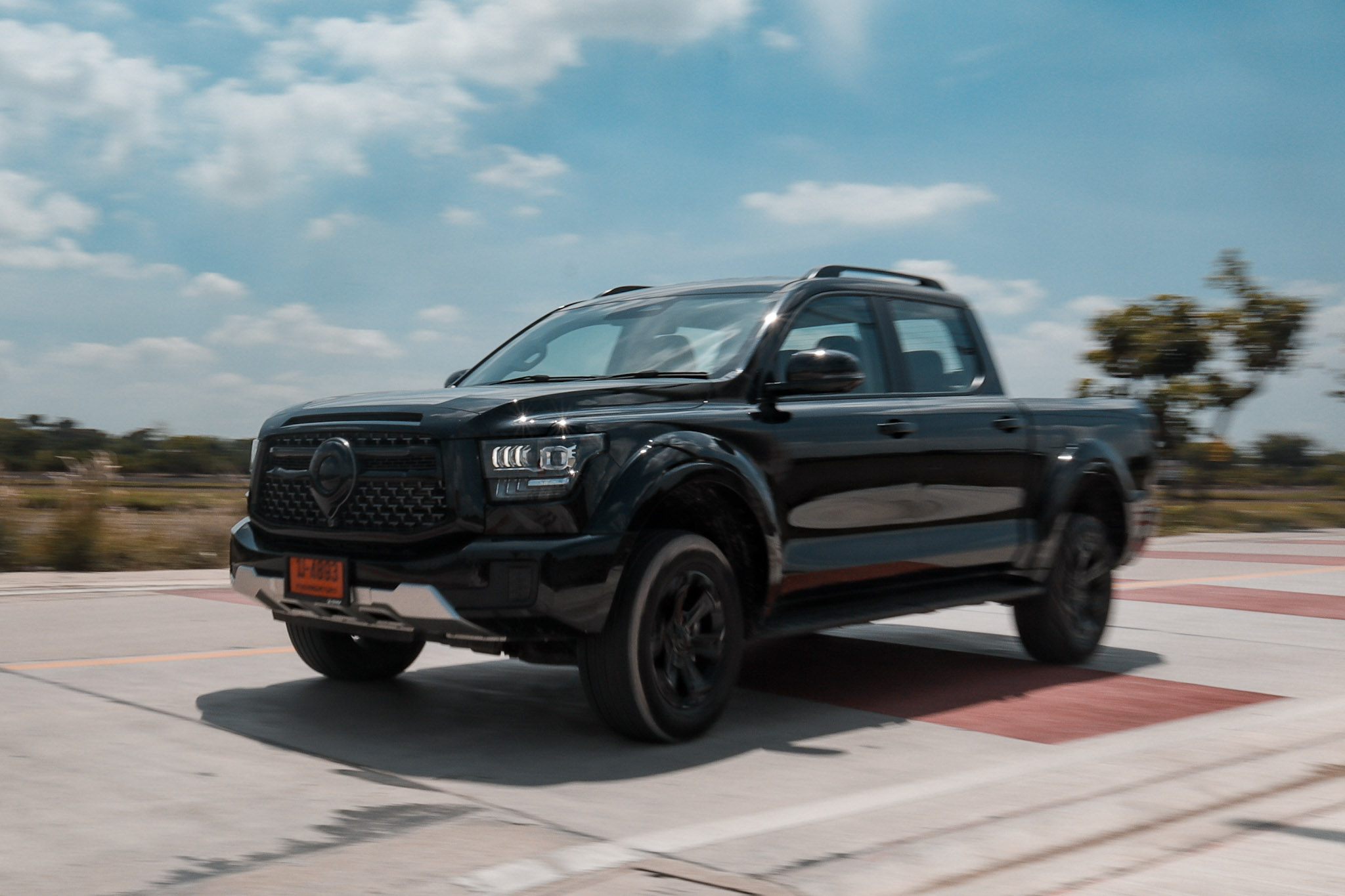 The Poer Sahar delivers an exceptionally fluid driving response