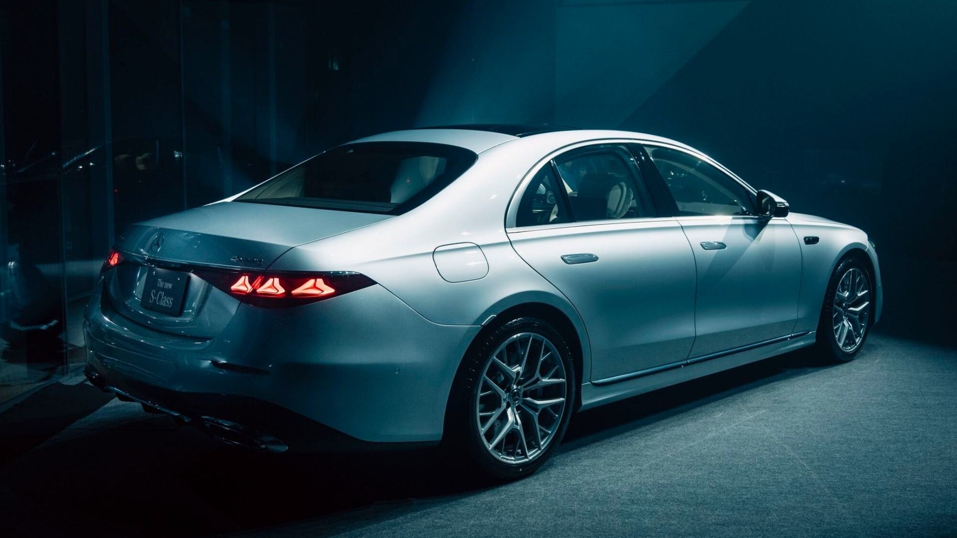New Mercedes-Benz S-Class Exterior Design