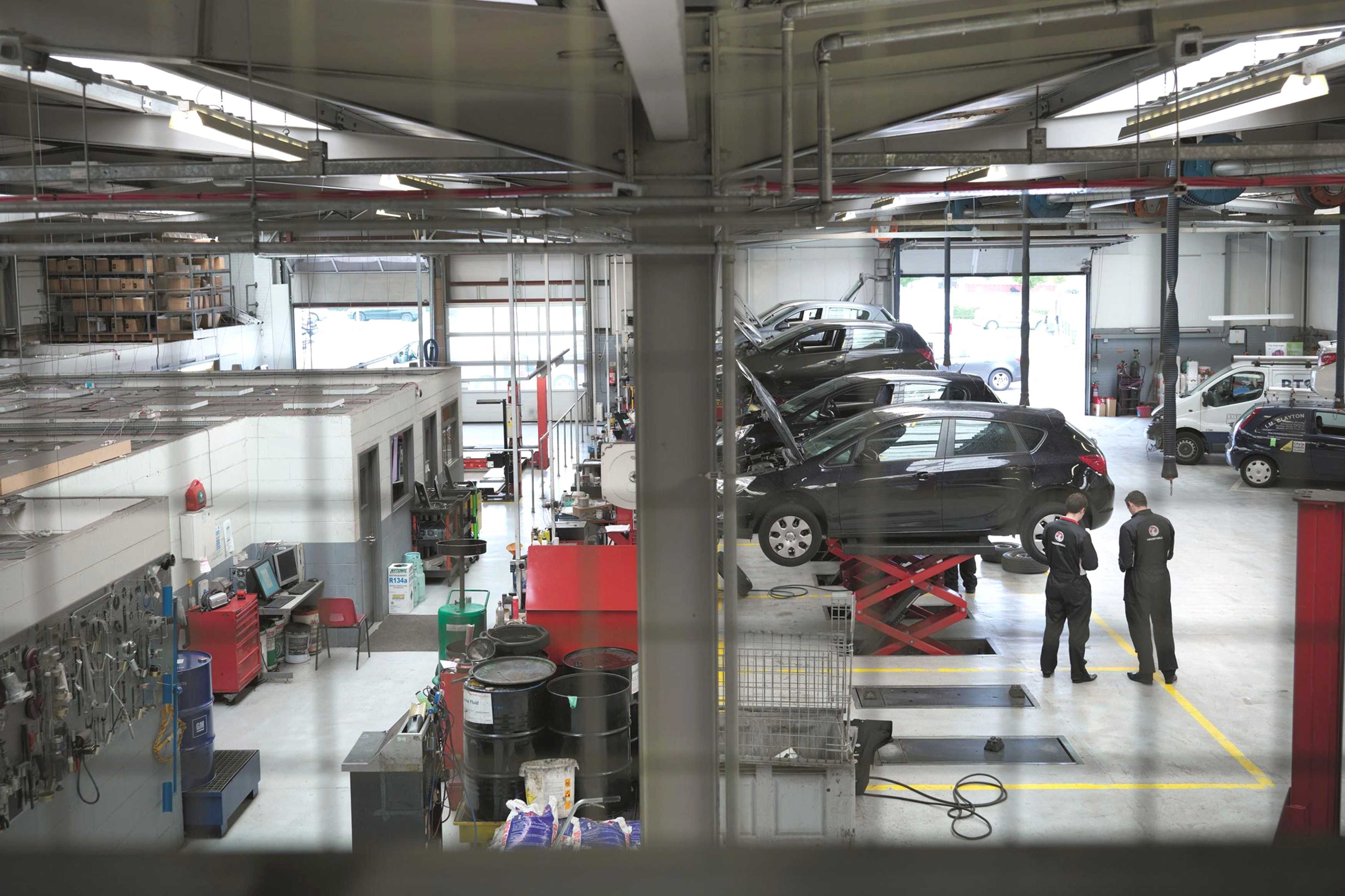 Editors%2 Fimages%2 F1782919020287 Motorist+Guide+To+Saving+Money+On+Petrol+ +Pic3