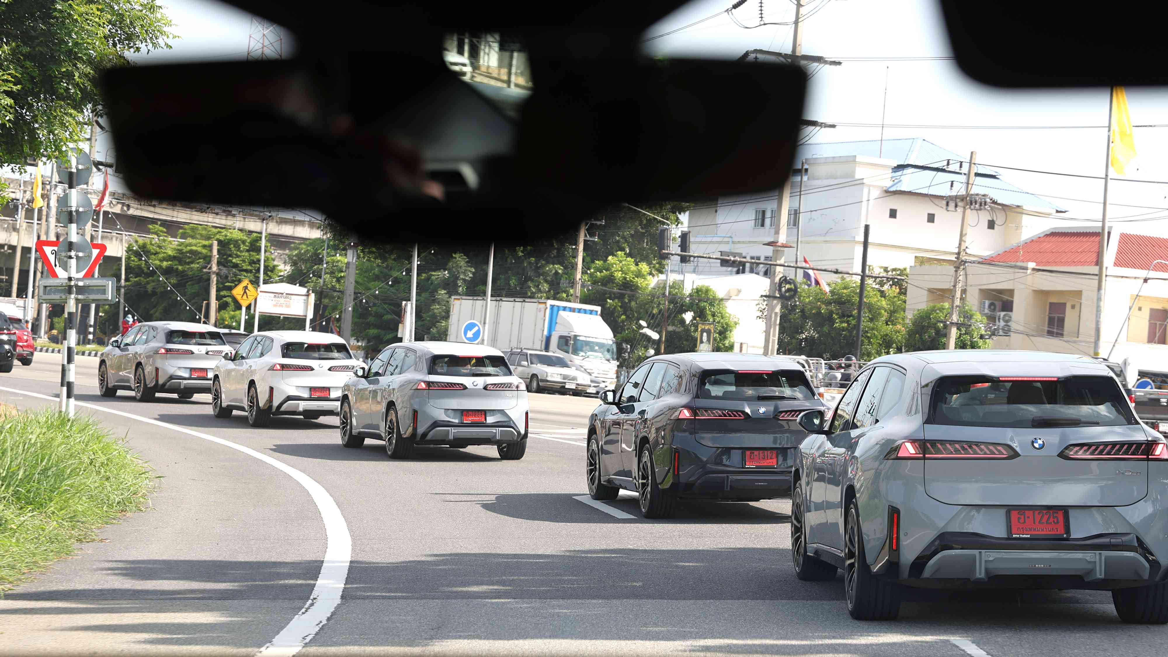 Editors%2 Fimages%2 F1784196196402 Motormouth+ +My+Bmw+I X3+Experience+In+Thailand+With+Car+Nuts+And+Coconuts+ +Pic6