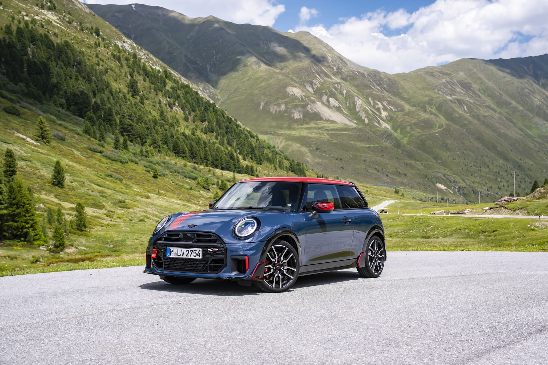 Editors%2 Fimages%2 F1785320551387 The Hills Are Alive With The Sound Of Fun A Mini Adventure In The Alps Featured
