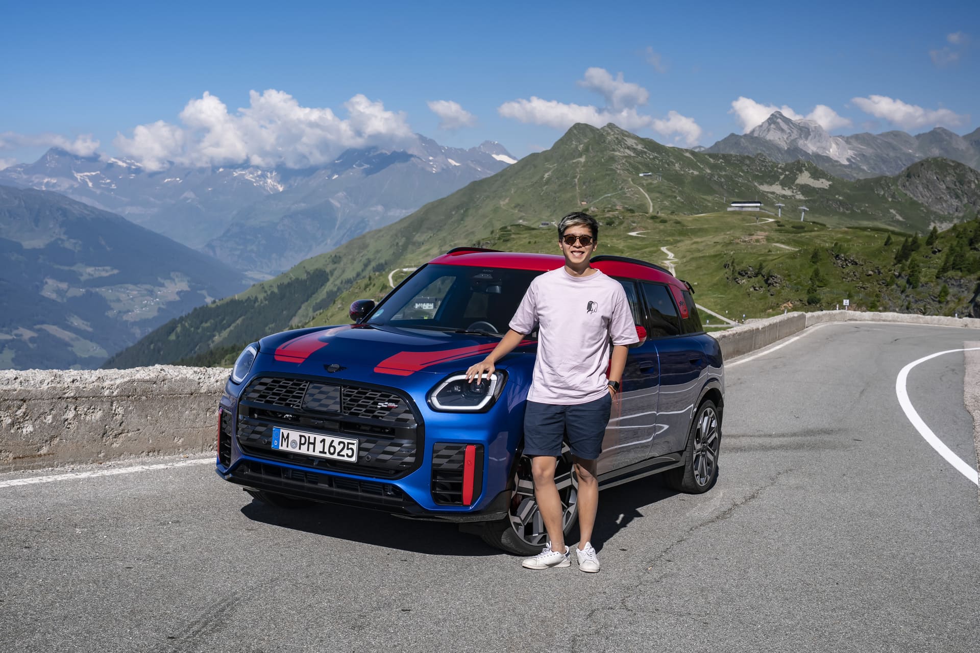 Editors%2 Fimages%2 F1785395752350 Bf Mini Family Driving Experience Aiden Chong 062026 00044