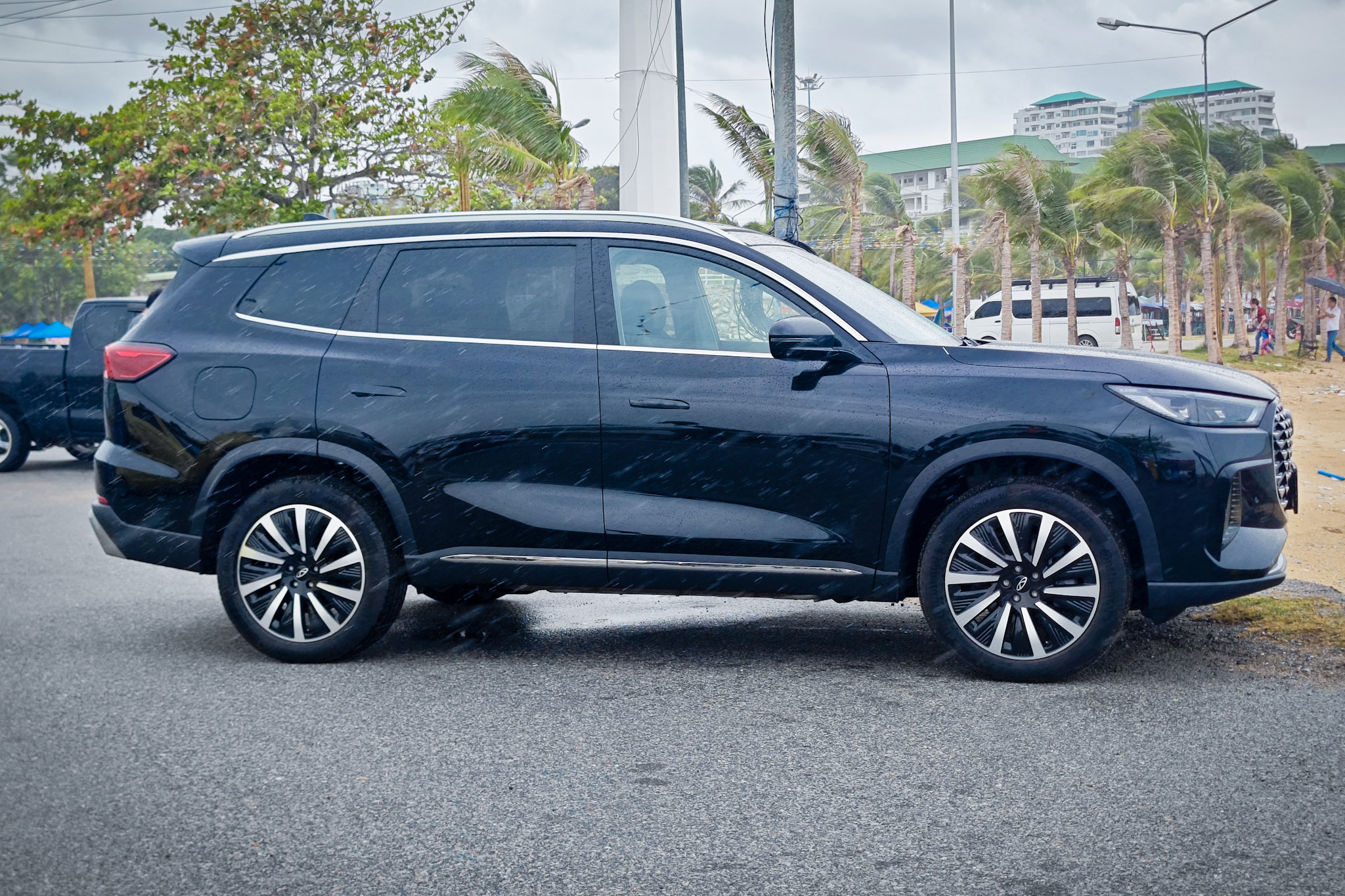 Chery Tiggo 8 Side Profile