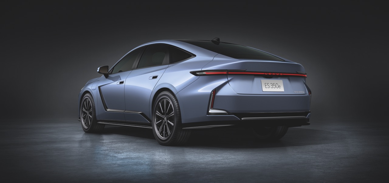 Rear profile of The All-New Lexus ES