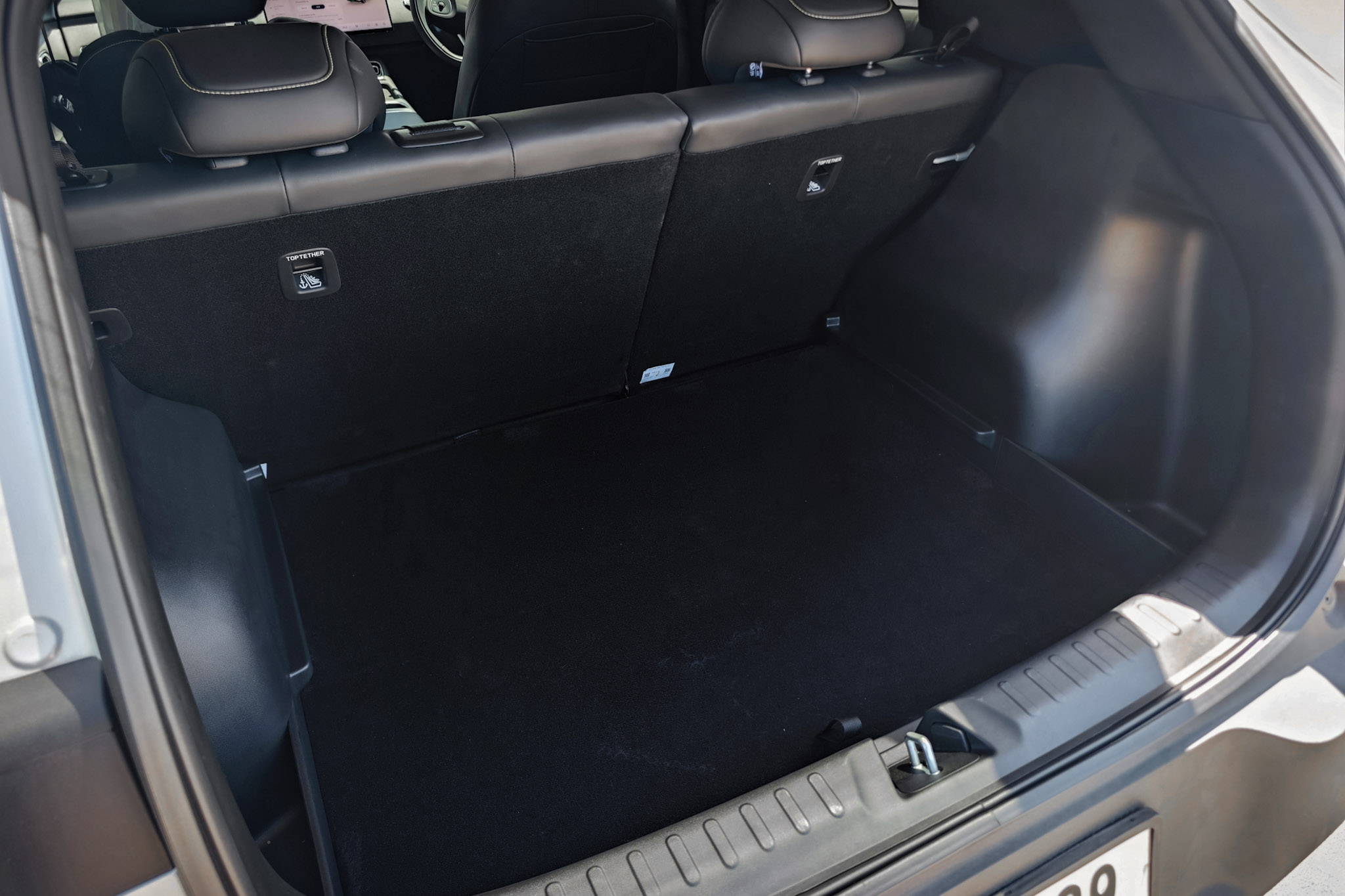 450 litres boot space of Nevo Q05