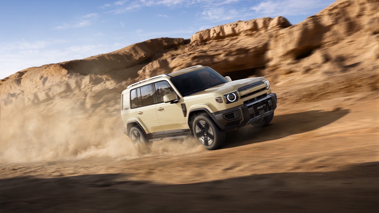 iCAUR V27 REEV boxy SUV showcase
