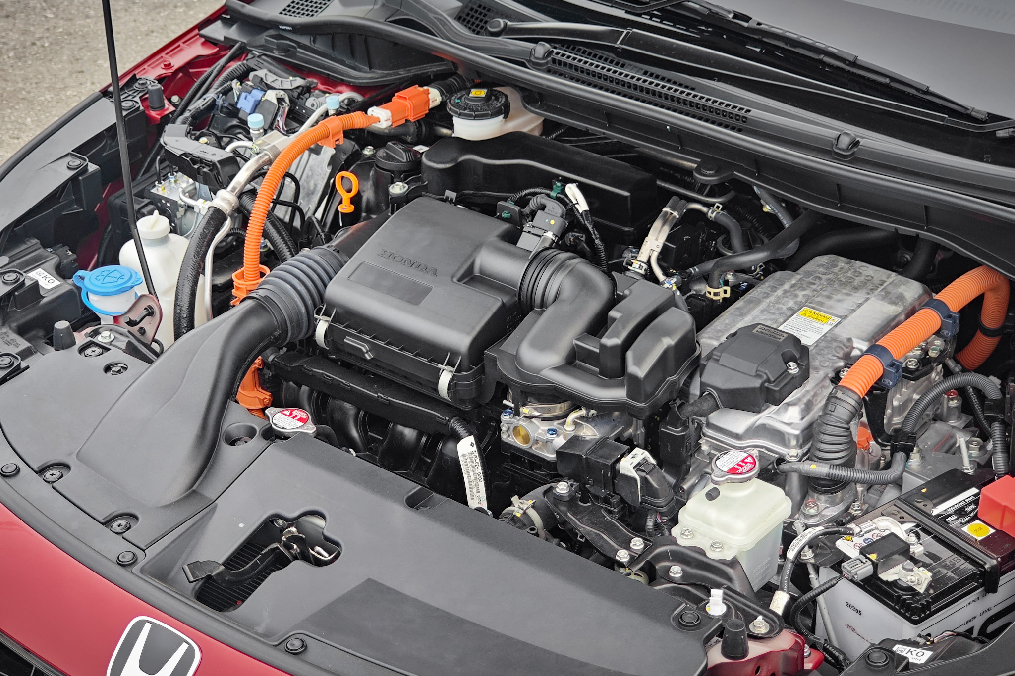 Engine setup under the bonnet of Honda City eHEV