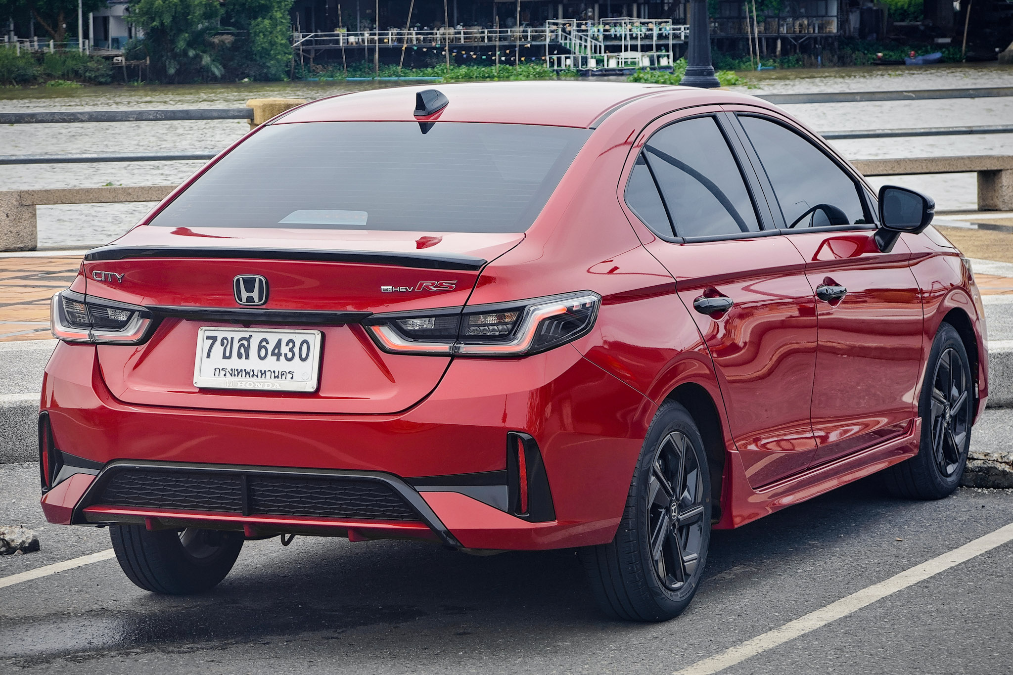 Rear styling and sports bodykit on Honda City eHEV RS
