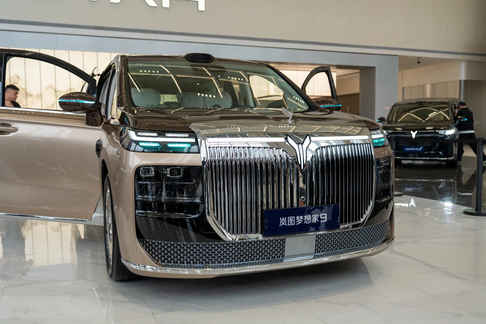 Editors%2 Fimages%2 F1790244588926 The Voyah Dream 9 Ultra Luxury Mpv Is Unveiled And Set To Come To Singapore Soon 6
