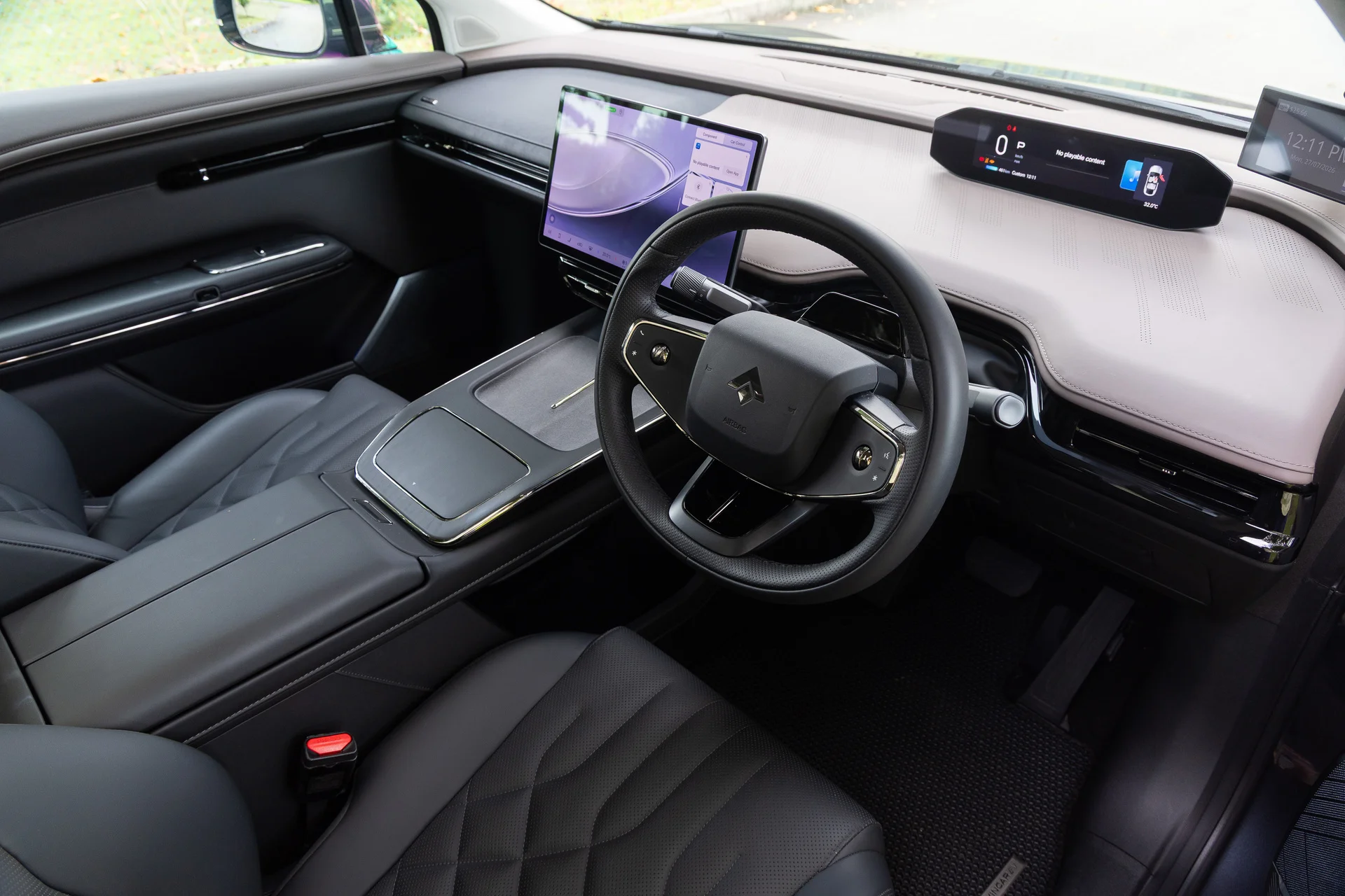 Editors%2 Fimages%2 F1790744514735 071 A4351