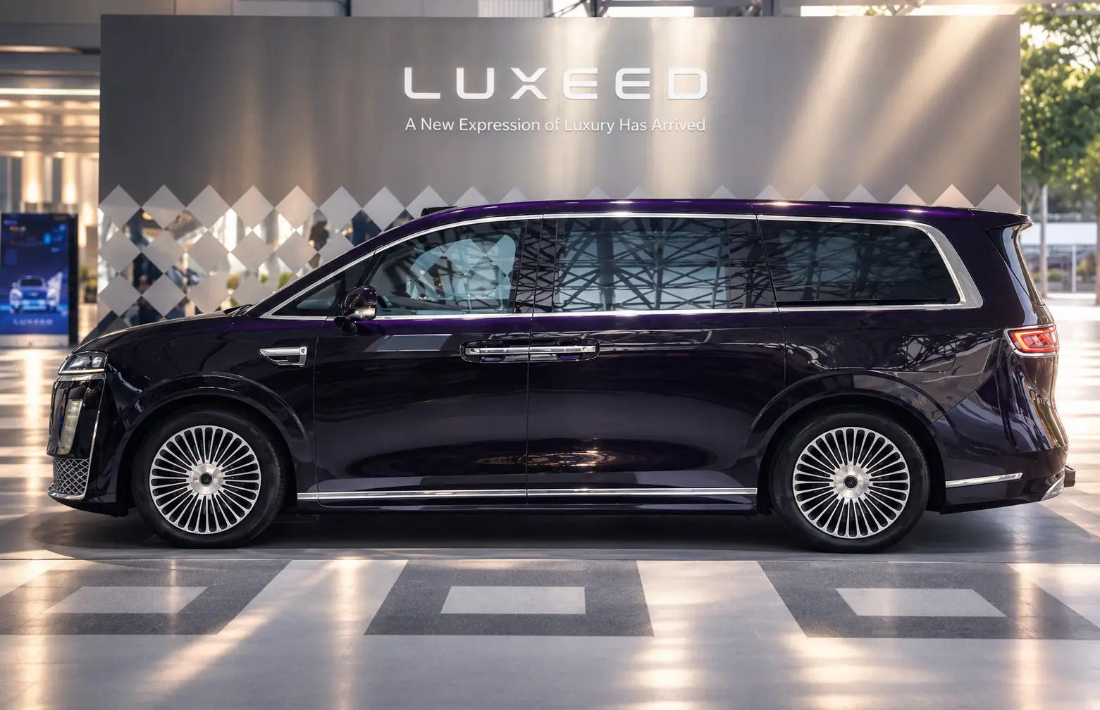 LUXEED EHV (V9) Luxury Intelligent MPV
