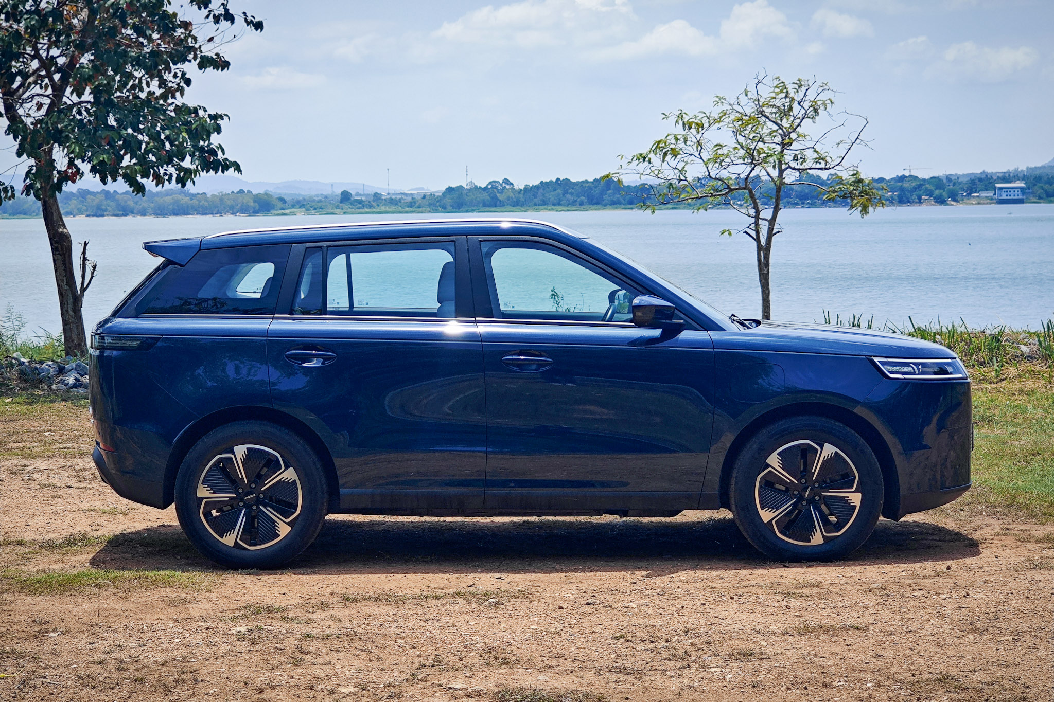 Side profile dimensions of JAECOO 5 EV