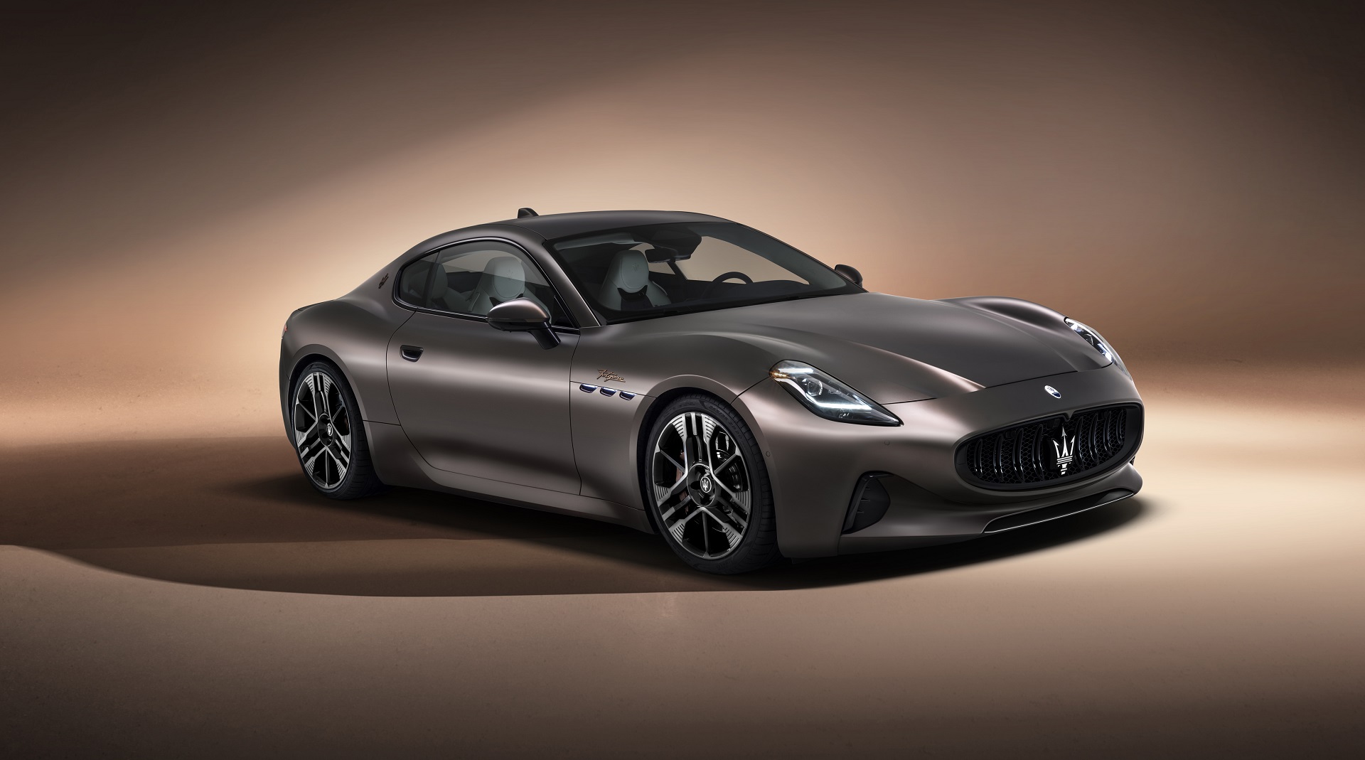 The New Maserati GranTurismo Now Powered By Petrol Or Electricity 