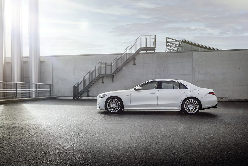 Mercedes-AMG S 63 Returns With 1,430 Nm of Tyre-Slaying Vengeance ...