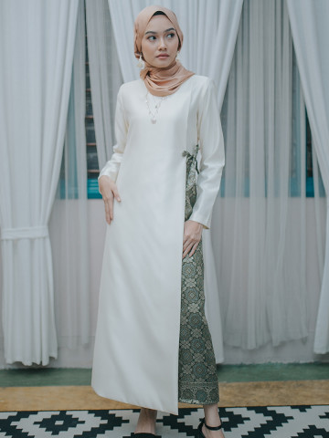 Photo 1 of Jubah Lunara LR-01 Antara hasil kerja kami. Jubah Lunara. Fesyen moden, minimal & classy.