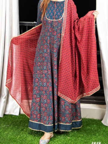 Photo 2 of Bollywood Collections TP-988001 Art silk Hand block print Anarkali with gotta detailing with block cotton dupatta - 

Size : 38,40,42,44 -

Product code - KB 4848 - RM 235

Pre Order
#Limited Stock#Premium collection#