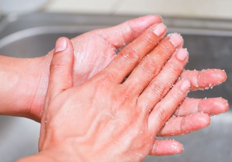 Cara Hilangkan Pepijat Tips Hilangkan Panas Pedih Di Tangan Selepas Menumbuk Cili - MyResipi.com