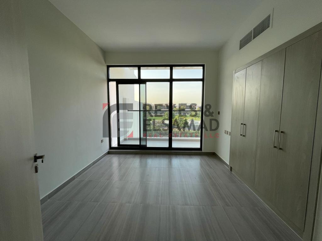 3 BEDROOMS | BRAND NEW | AMAZING LAKE VIEWS