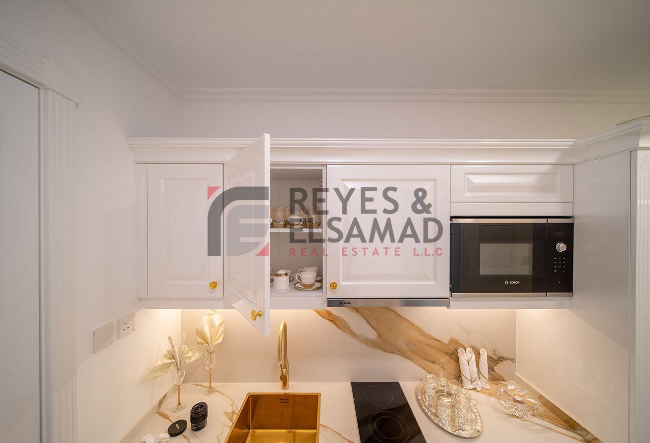 Iconic Architecture | Prime location | 5 Yrs guarantee ROI