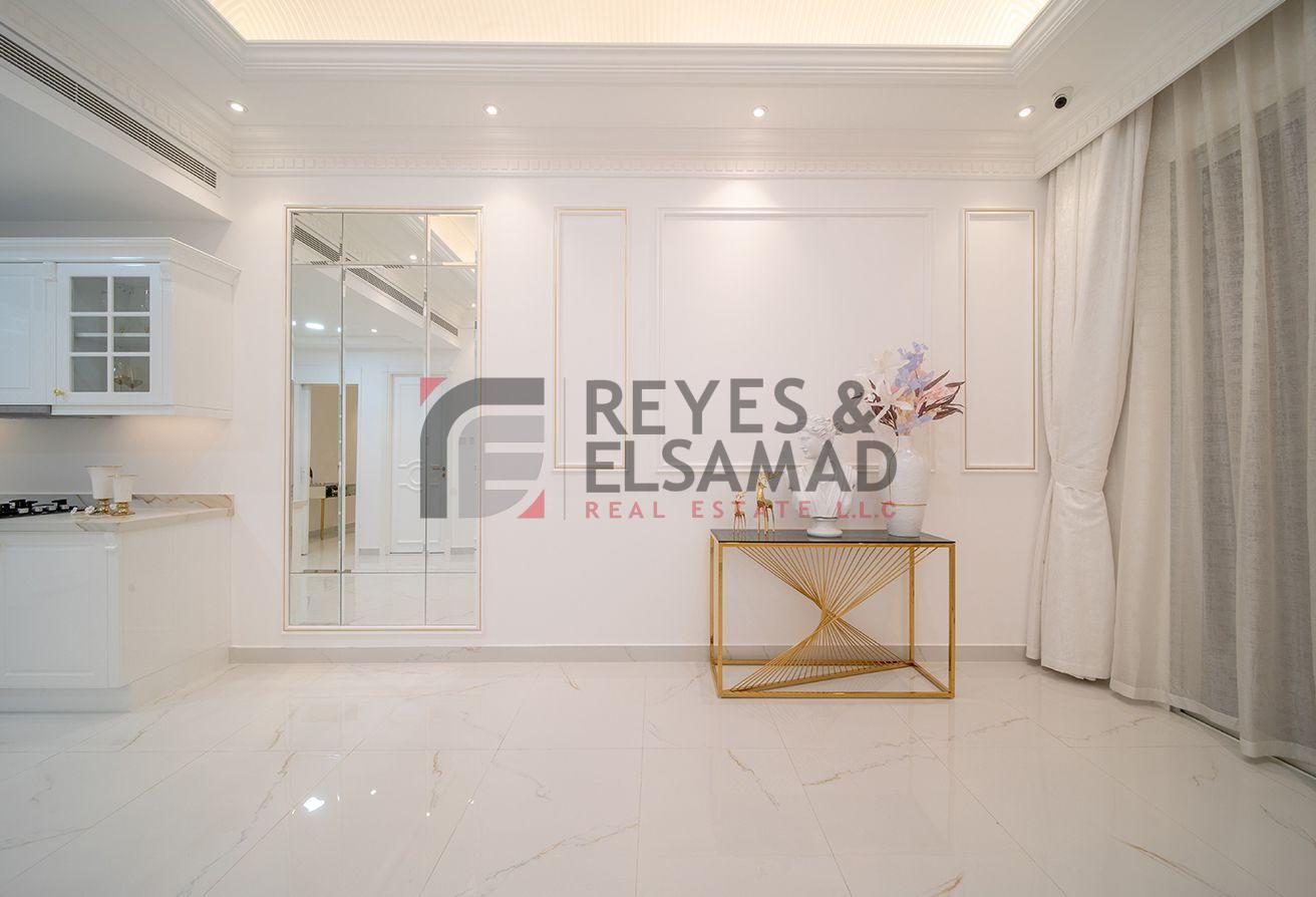 Iconic Architecture | Prime location | 5 Yrs guarantee ROI