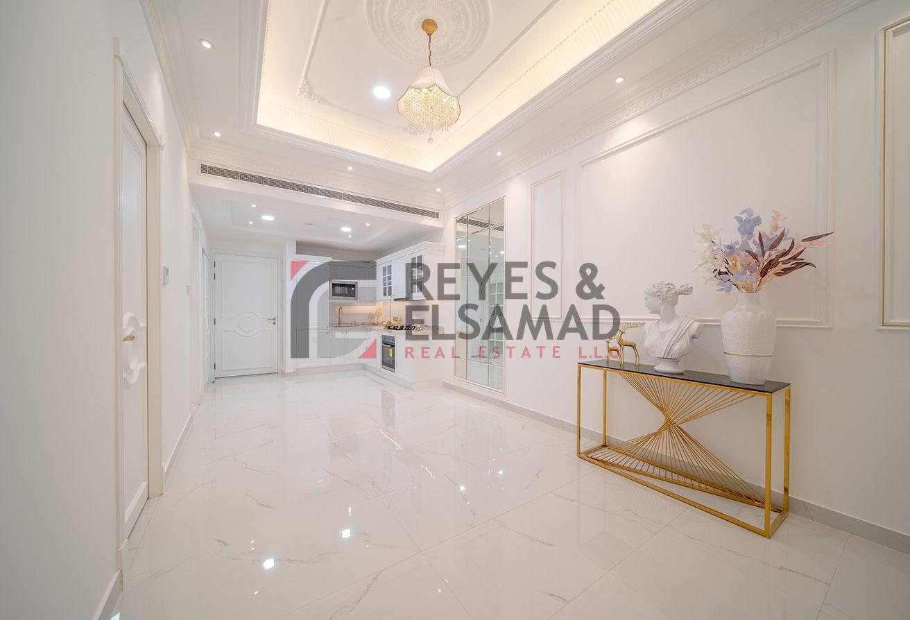 Iconic Architecture | Prime location | 5 Yrs guarantee ROI