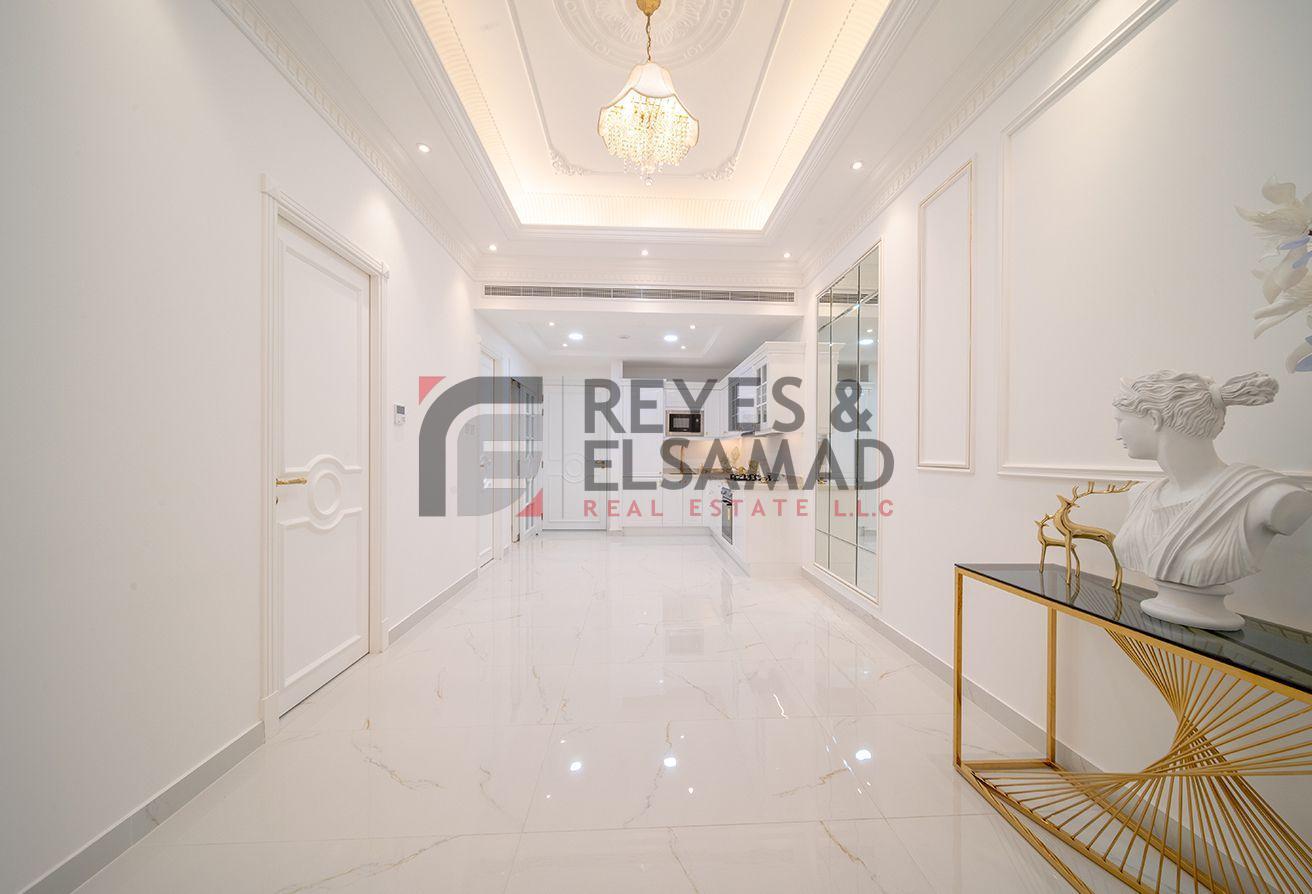 Iconic Architecture | Prime location | 5 Yrs guarantee ROI