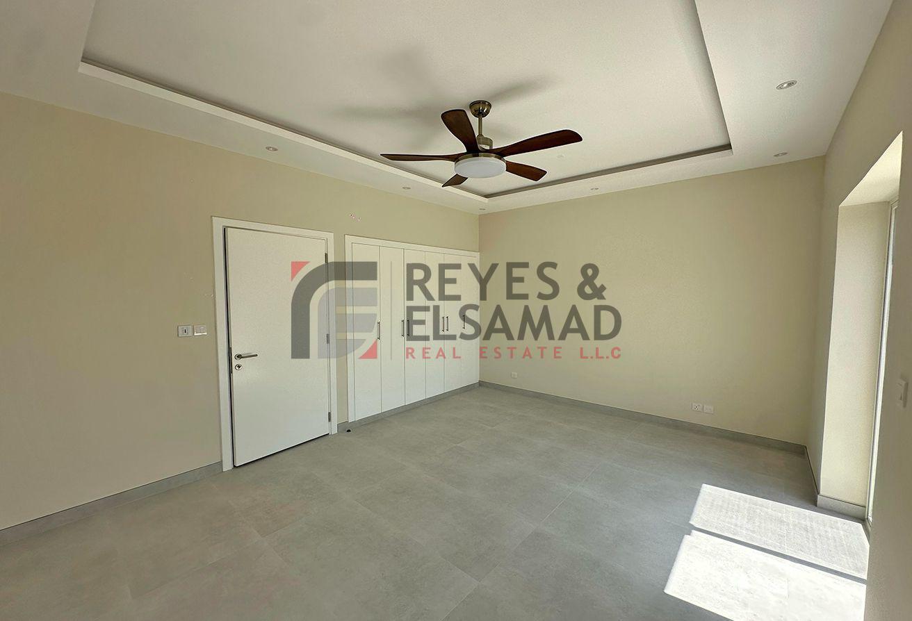 3E I Large Plot I 3Br+Study I Well maintained
