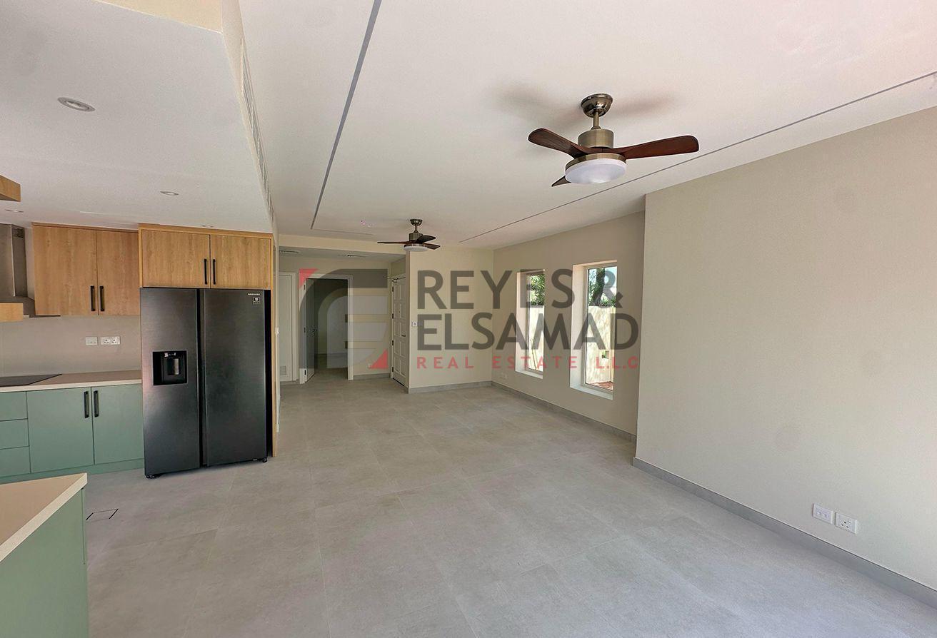 3E I Large Plot I 3Br+Study I Well maintained