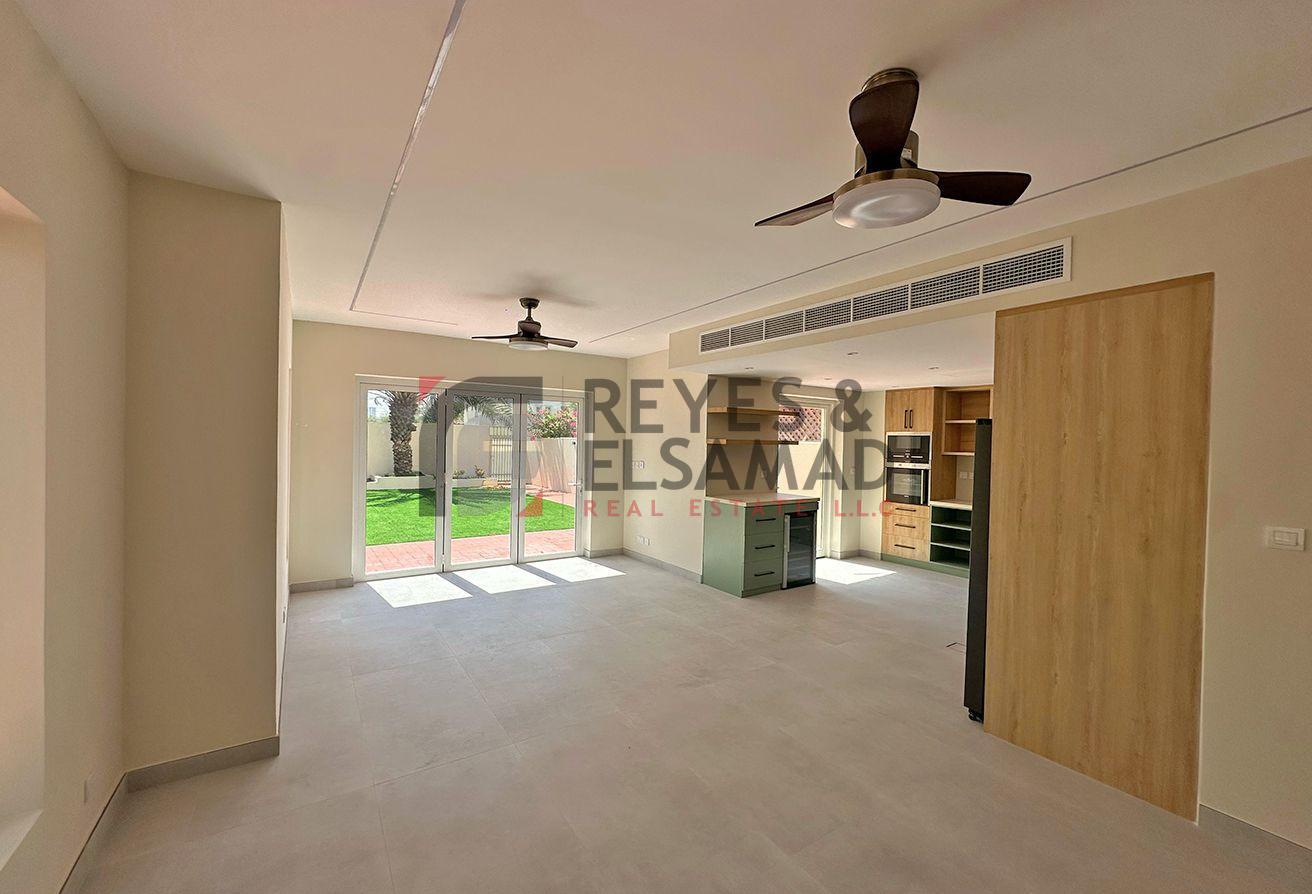 3E I Large Plot I 3Br+Study I Well maintained