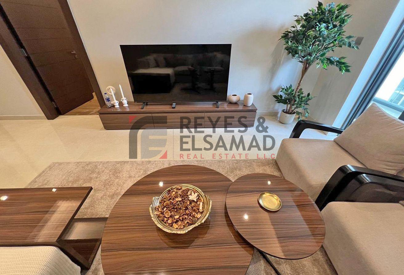 Vacant I Fully Furnished I Prime Location